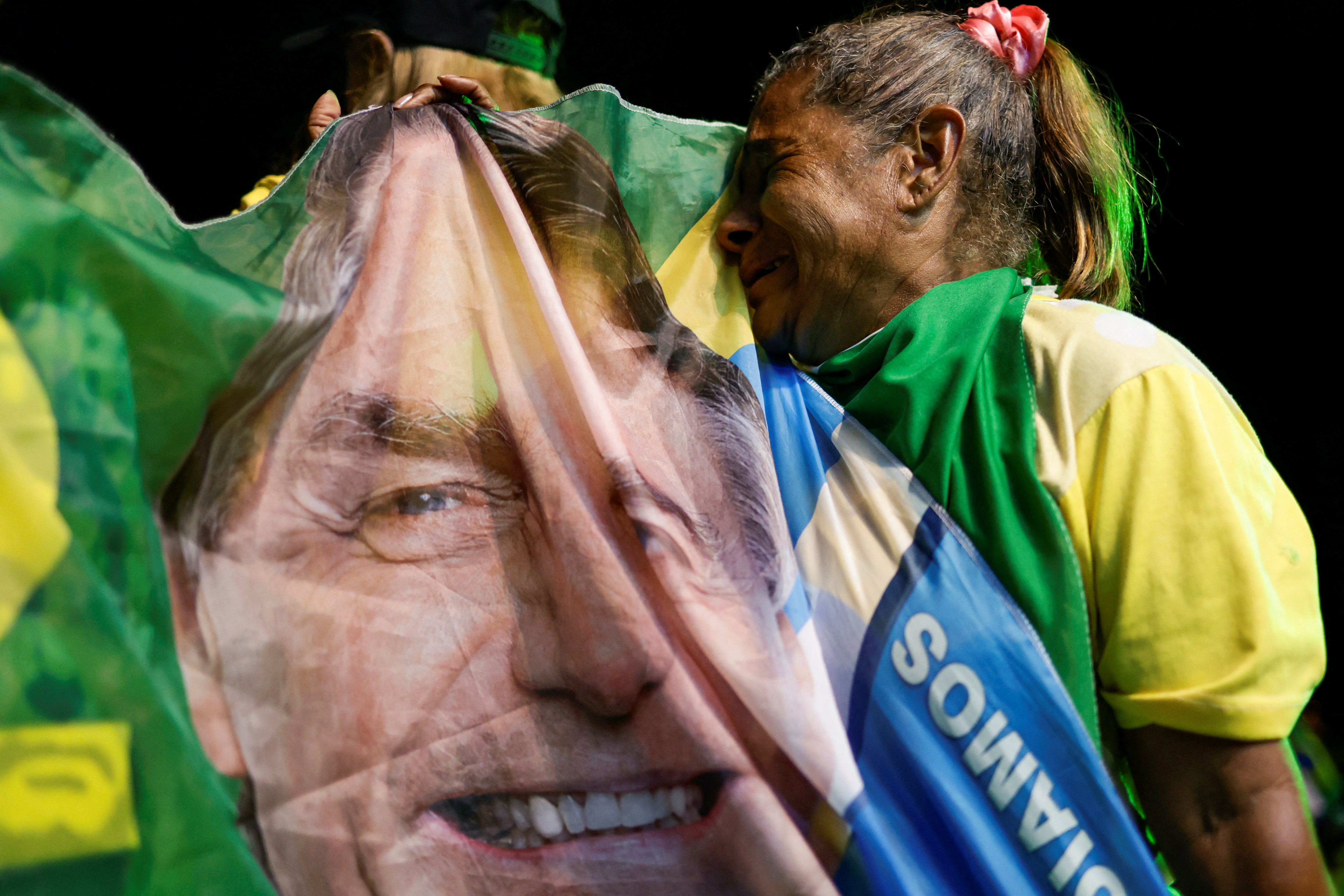 Bolsonaro, quien se ha mantenido casi ausente de la vida pública desde la derrota, ha cuestionado en reiteradas oportunidades al sistema electoral sin presentar pruebas. (REUTERS)