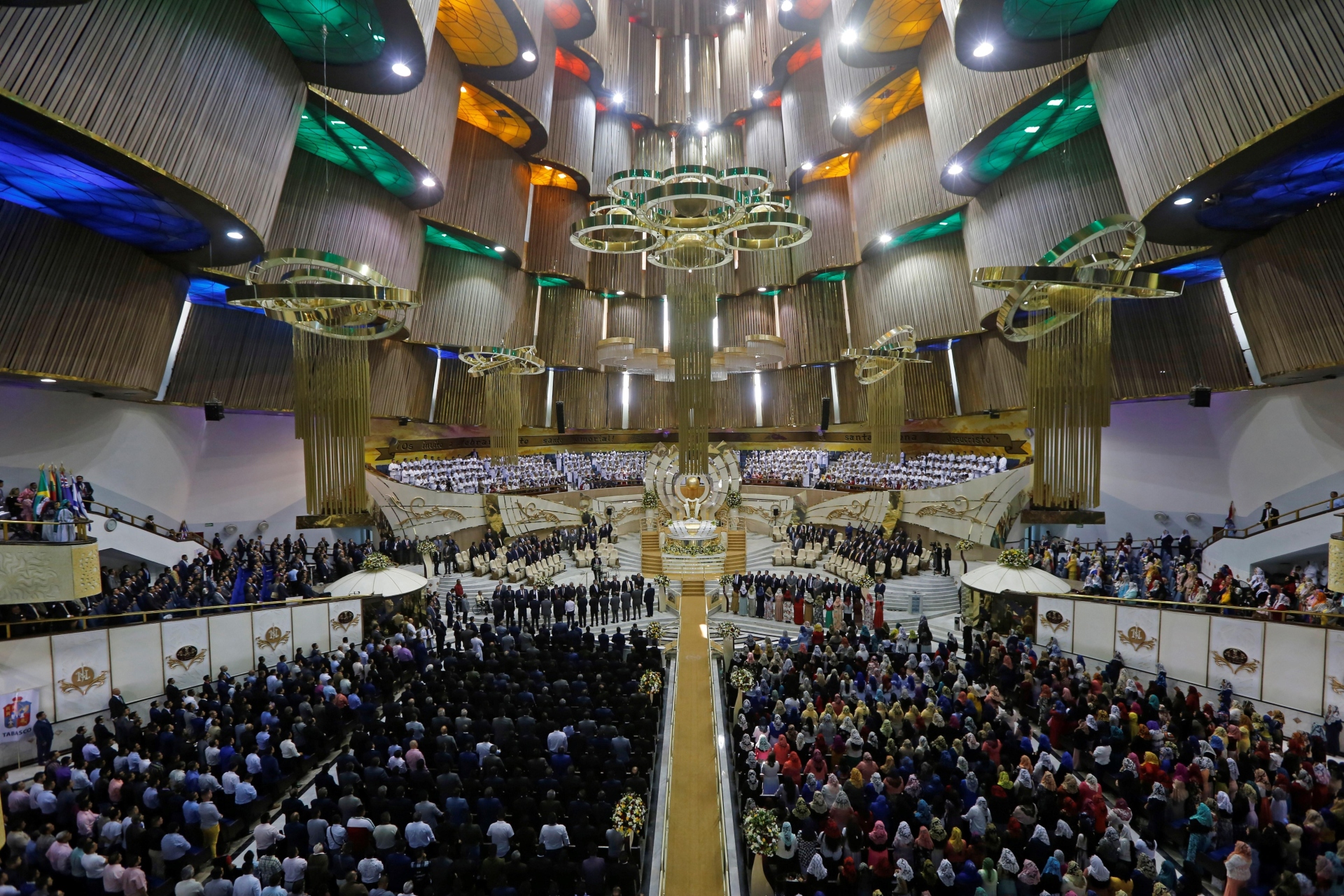 El templo de La Luz del Mundo acoge a fieles de al menos 58 distintos países (Foto: Efe)