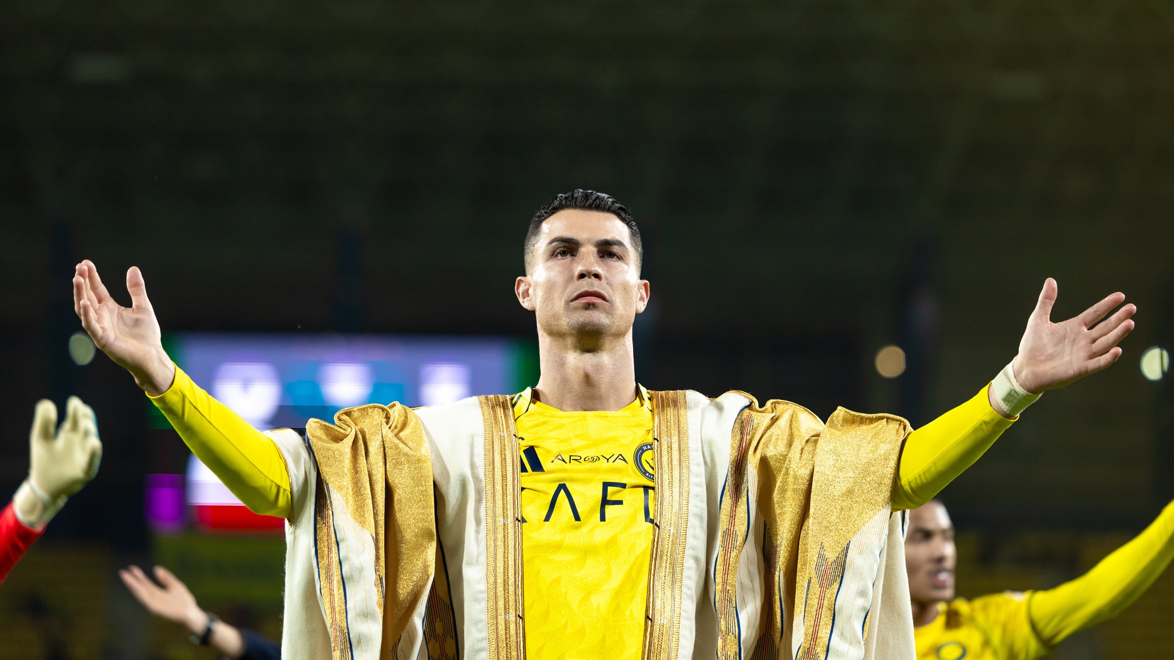 El régimen de Irán lanzó más de 200 misiles contra territorio israelí: al menos un muerto   