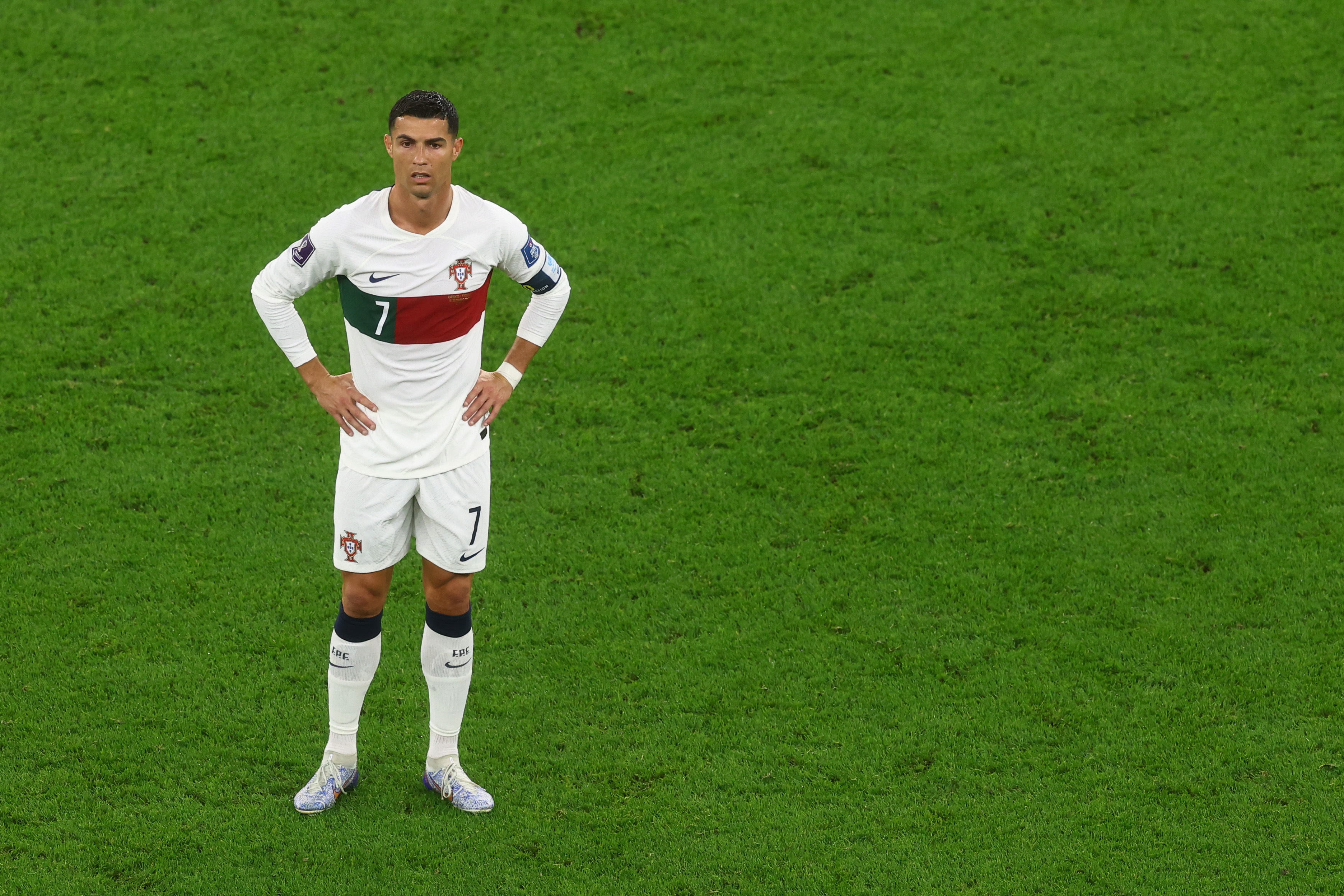 Cristiano Ronaldo foi reserva nas duas últimas partidas de Portugal na Copa do Mundo do Catar (REUTERS/Paul Childs)