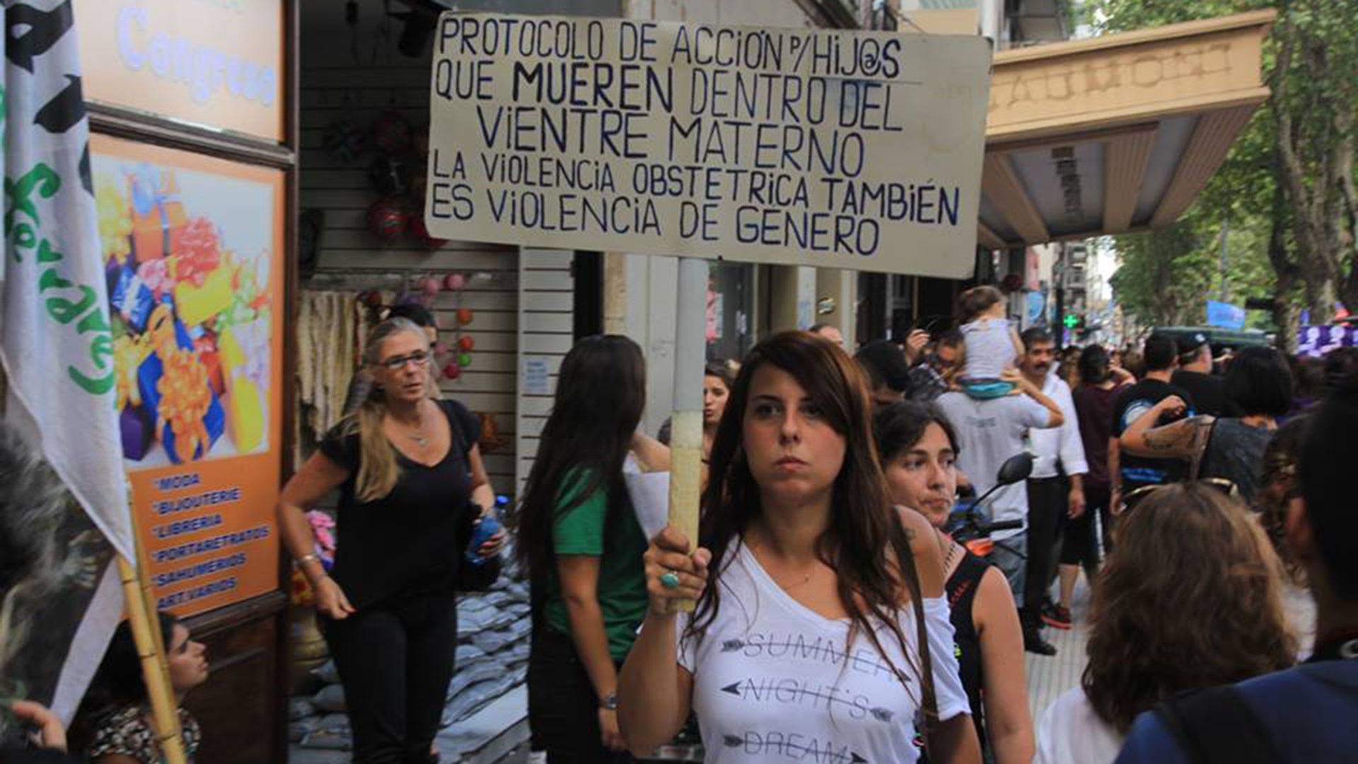 El cartel con el que fue a la primera marcha "Ni Una menos"