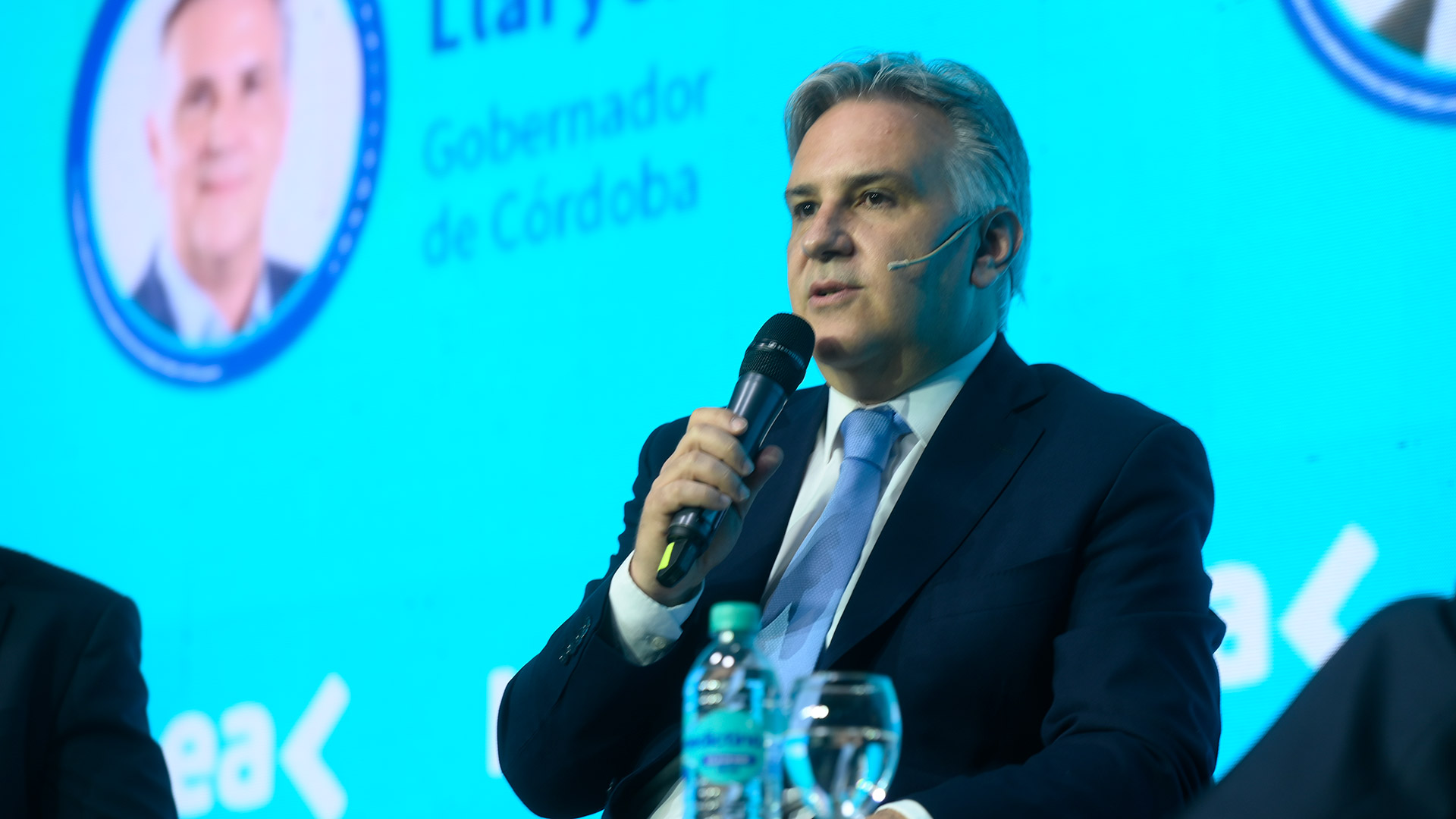 Tras una década en el exilio, el artista disidente Ai Weiwei regresó a China 