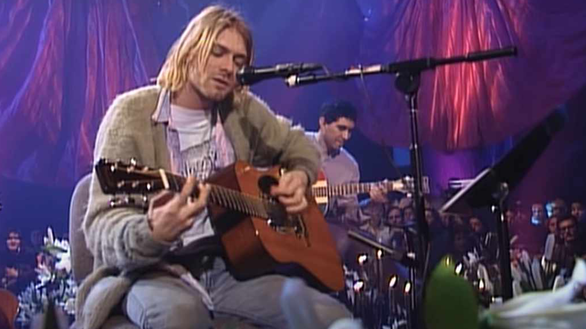 Kurt Cobain, líder y cantante de Nirvana, revolucionó la música con la aparición de Nevermind, su segundo disco. Smells Like a Teen Spirit se convirtió en un impensado himno generacional