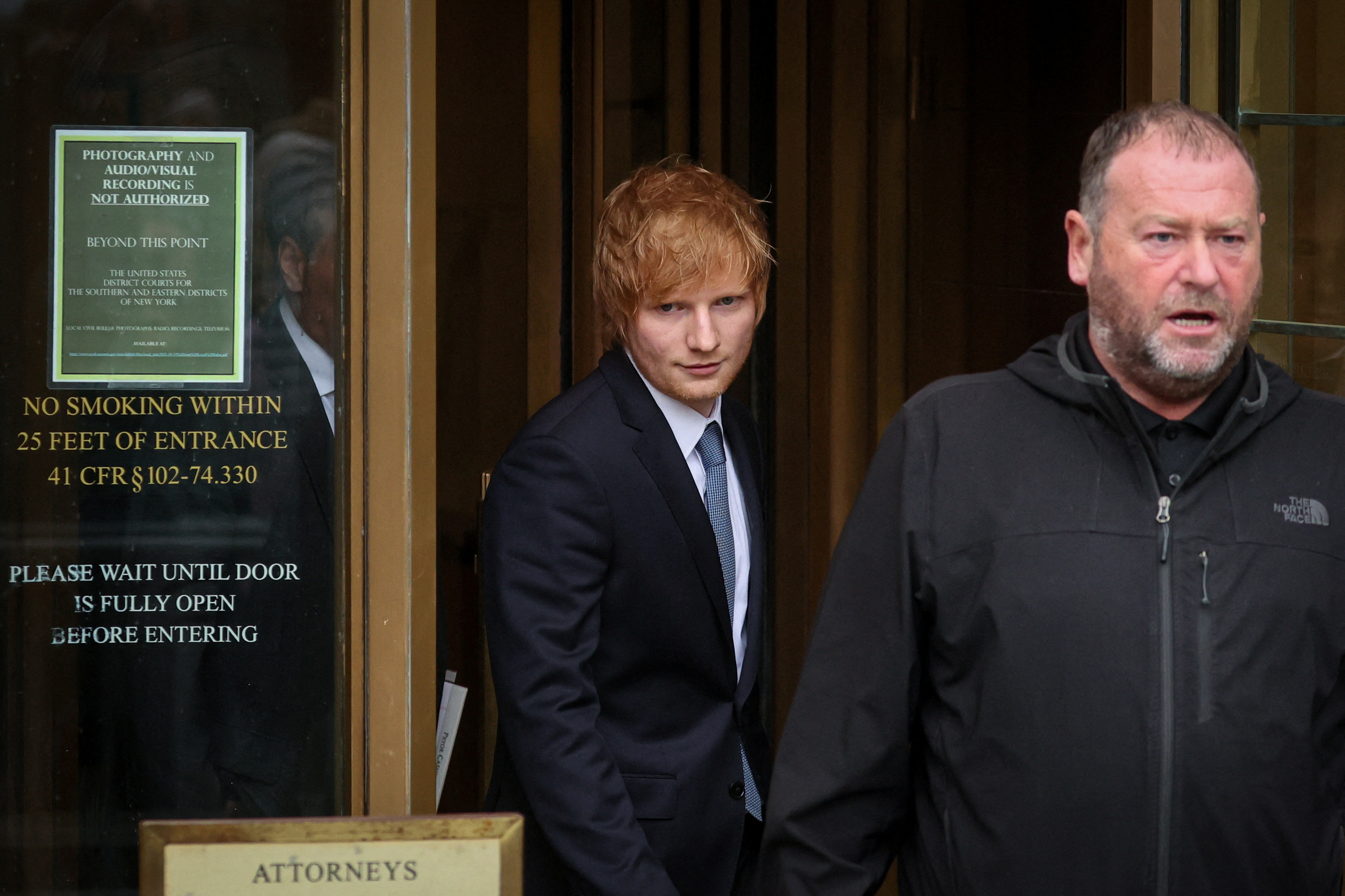 Ed Sheeran afirmó que se retiraría de la música si llega a perder el juicio por derechos de autor que enfrenta en Nueva York.  REUTERS/Brendan McDermid