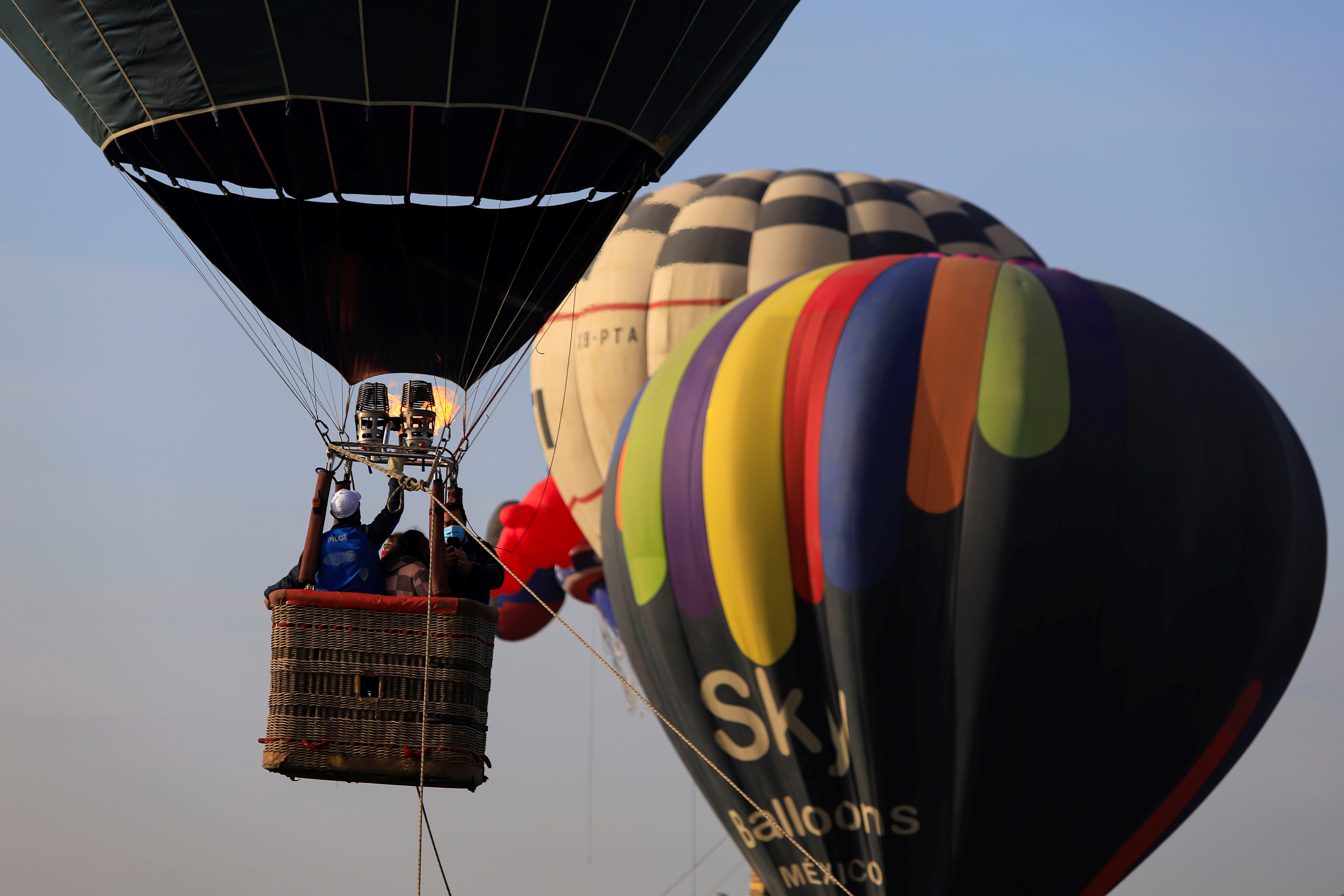 Hot air balloon photography.  EFE/Hilda Rios