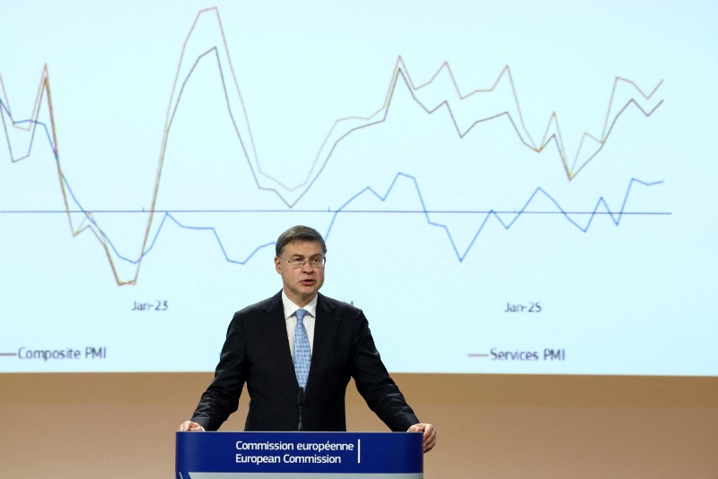 Chubut declaró una alerta roja por vientos de hasta 150 km/h: se suspendieron las clases y hay cortes de rutas