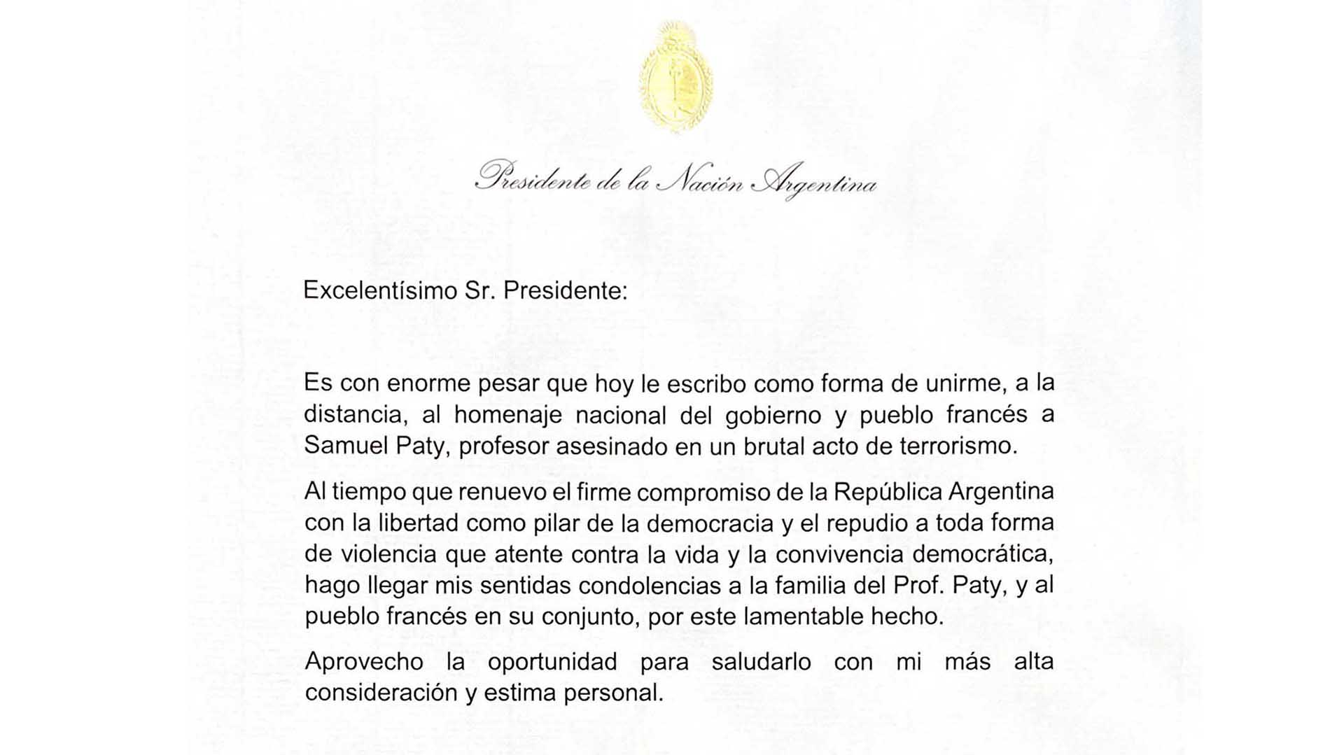 Repudio toda forma de violencia que atente contra la vida y la convivencia  democrática”: el mensaje de Alberto Fernández a Francia por el profesor  asesinado por terroristas - Infobae