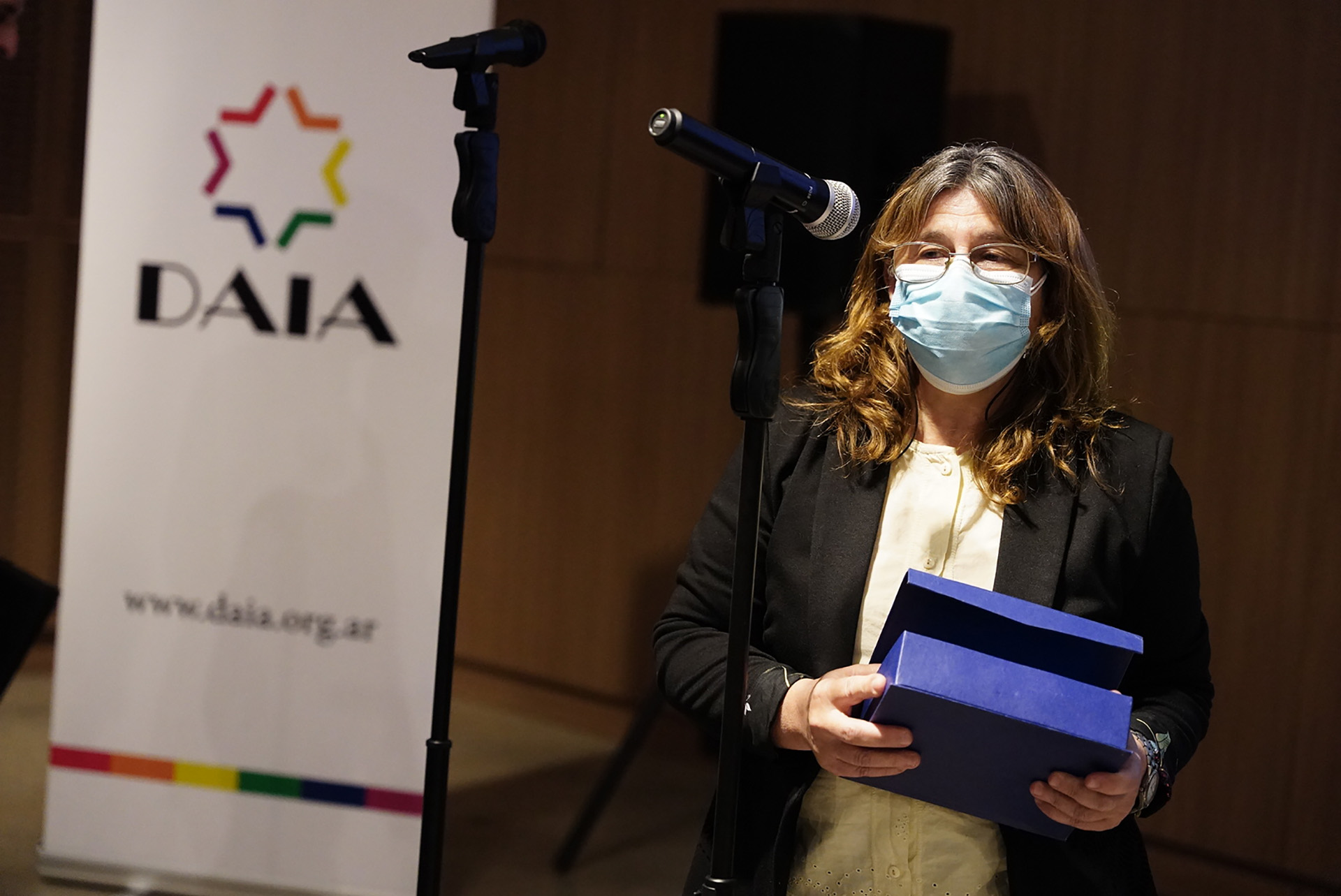 El Premio DAIA Ciencia y Tecnología fue para la Sociedad Argentina de Terapia Intensiva (SATI) y fue recibido por su presidenta, Rosa Reina