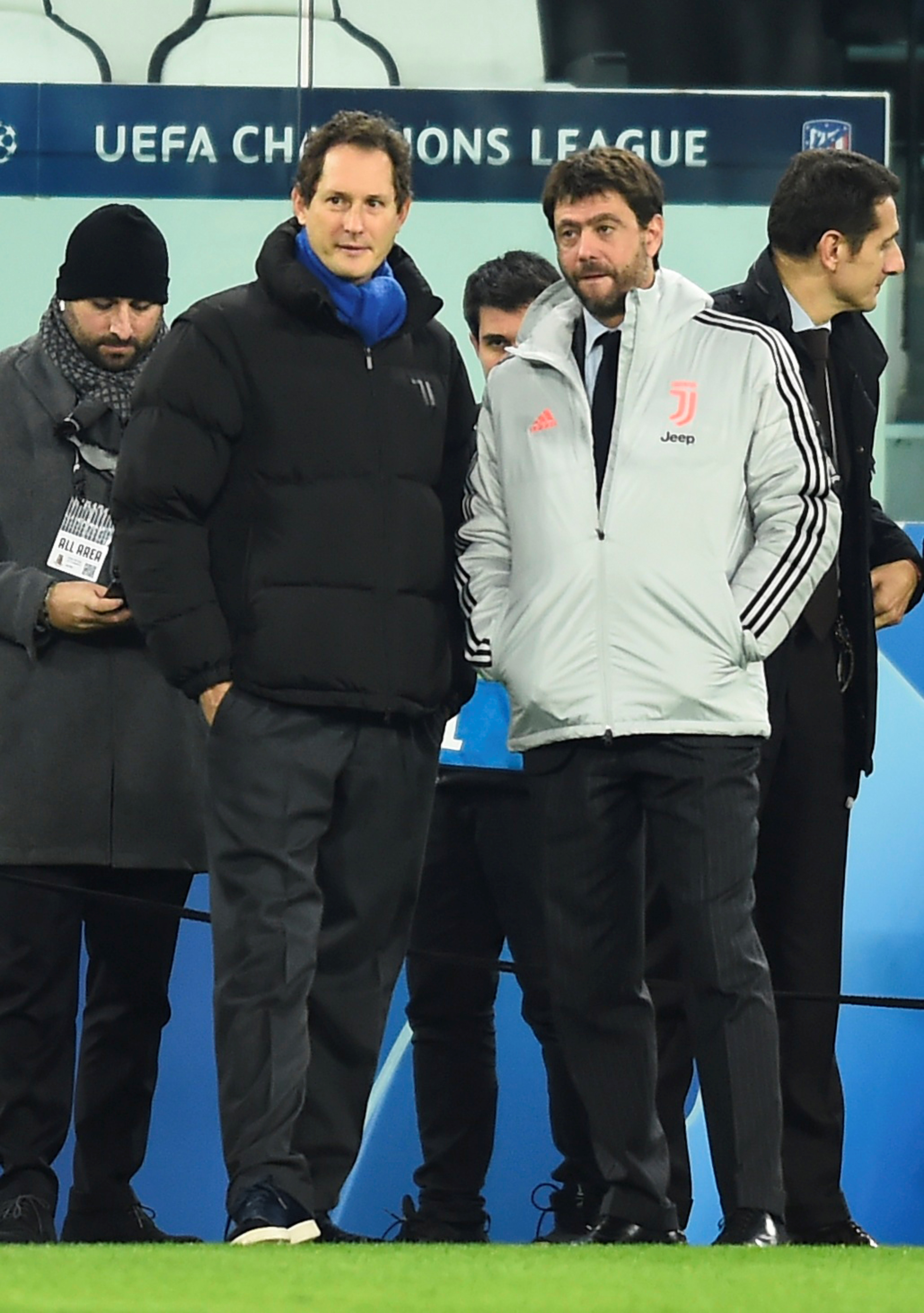 John Elkann en el Juventus Stadium con su primo Gianni Agnelli, presidente del club familiar. (Reuters)