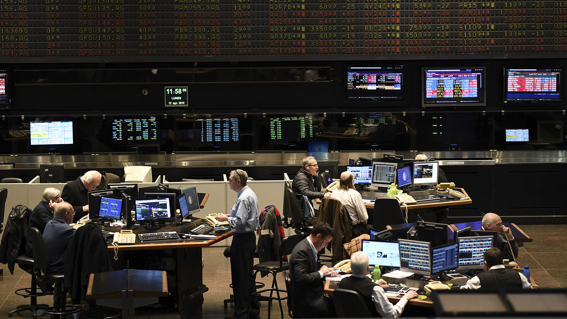 Rusia no busca un cese real en Ucrania y pretende engañar a Estados Unidos en las negociaciones, según la inteligencia de Estonia