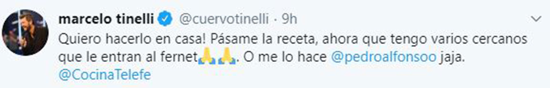 Los tuits de Marcelo Tinelli sobre "Bake Off", instantes después de que Jorge Lanata lo criticara en su programa (Fotos: Twitter)