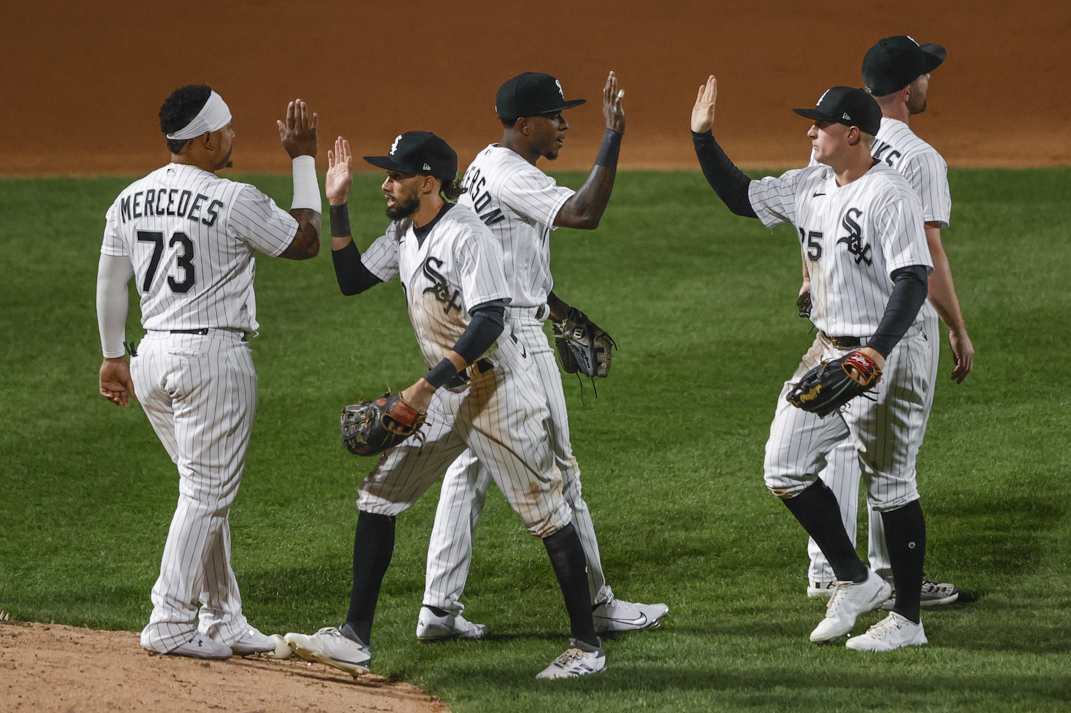 Que les parece el nuevo uniforme de los @brewers de Milwaukee? Sin dud