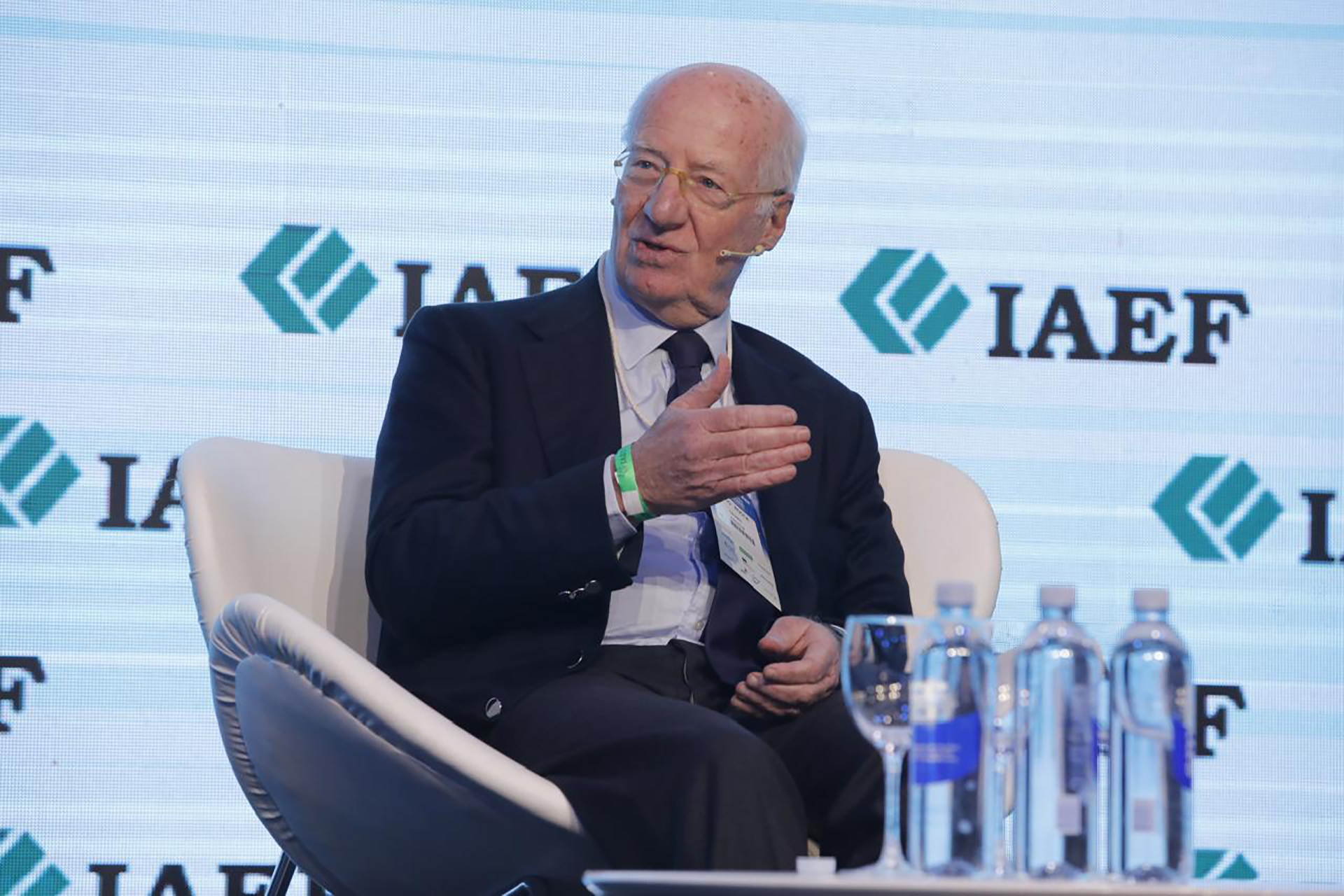 En medio de las negociaciones de Abu Dhabi, un ataque ruso con municiones de racimo mató a siete personas en Ucrania