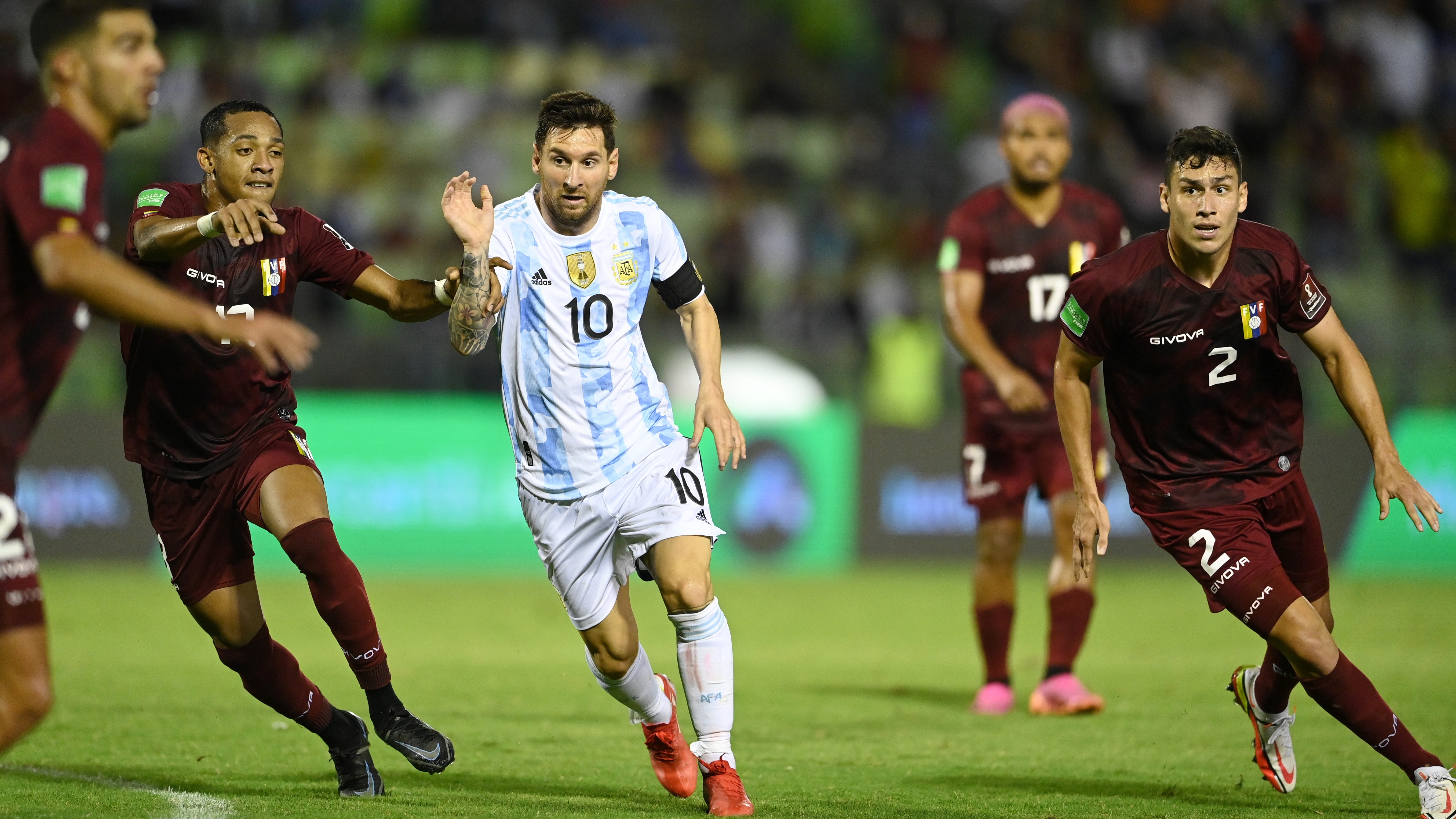 Messi joga hoje? Os suspensos e lesionados da Argentina para