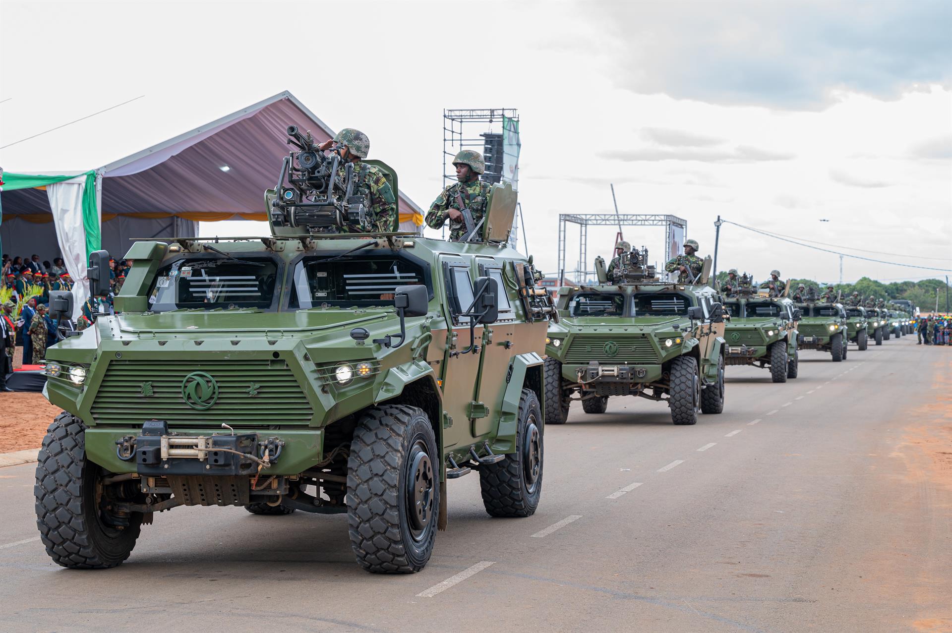 Preocupación en Inglaterra: la violenta escena que vivieron una figura de la Premier League y su familia con un grupo de ladrones en su mansión 