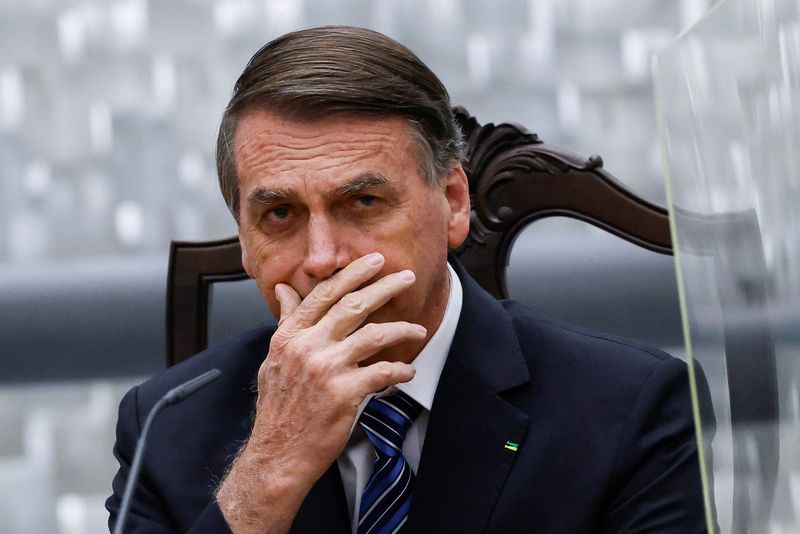 Bolsonaro no estará presente en la investidura (REUTERS)