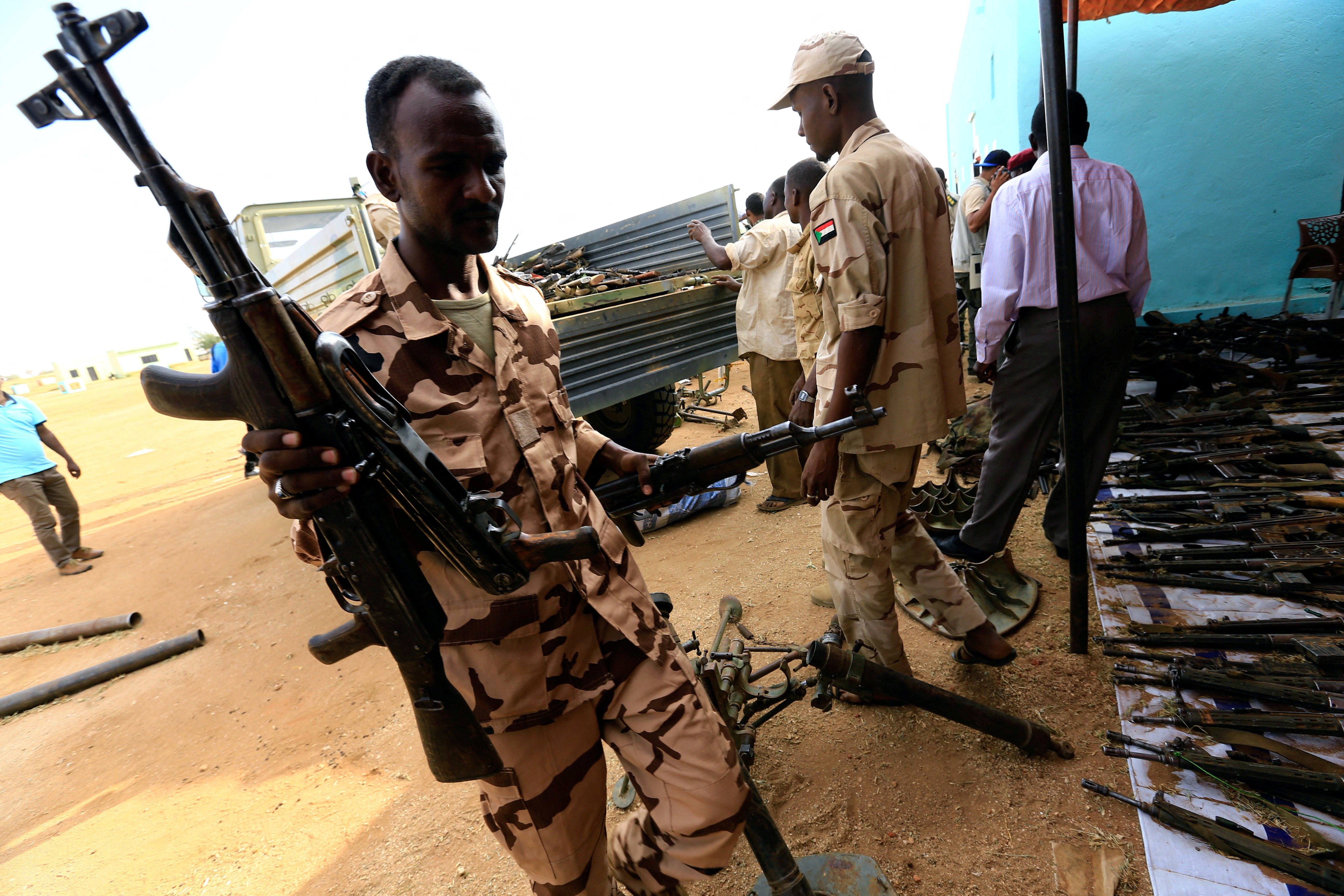 Conflicto en Sudán: el Ejército y los paramilitares acordaron una extensión de la tregua de cinco días