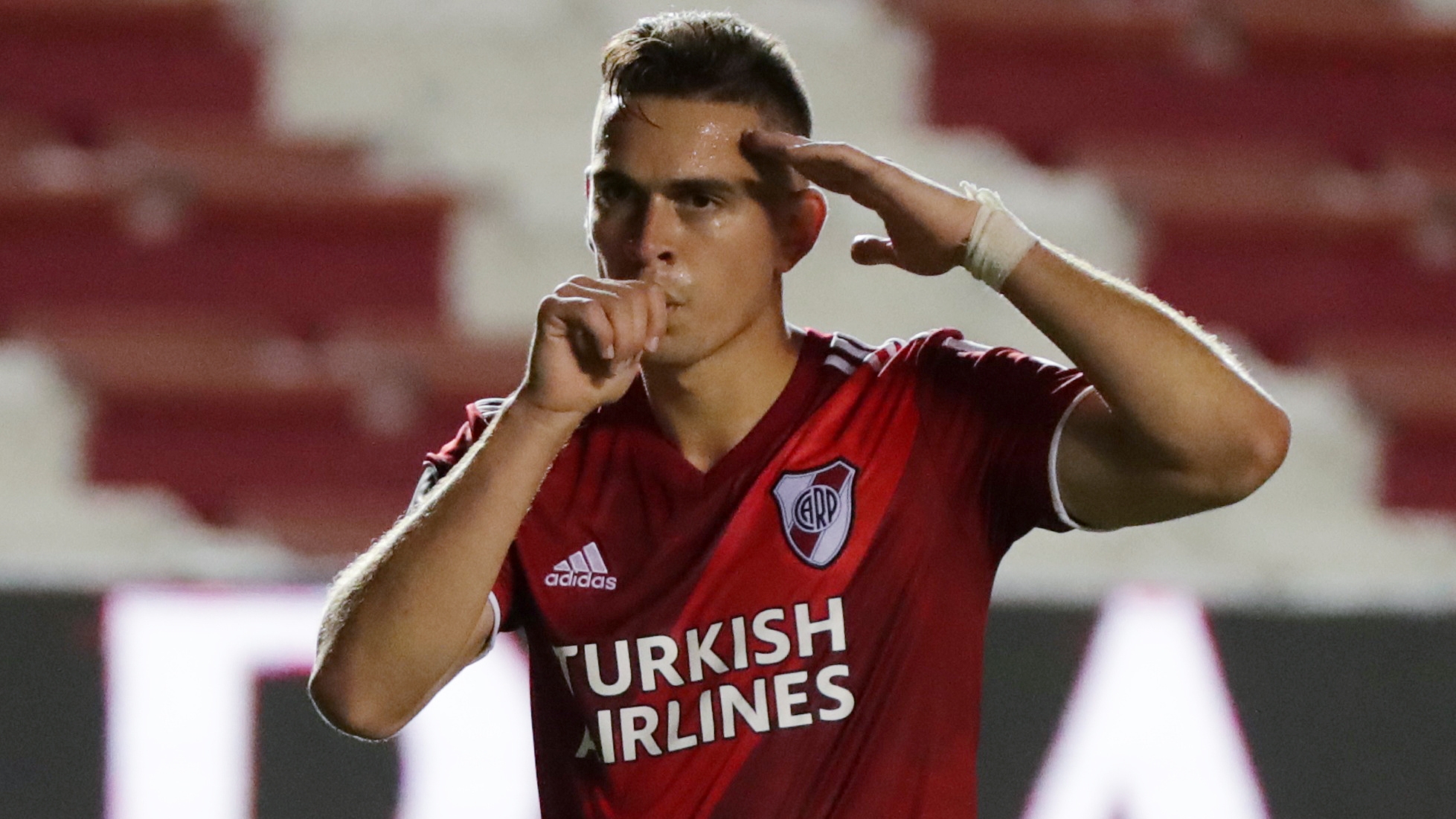 Hinchas De River Plate Pierden La Paciencia Con Jorge Carrascal Así Lo