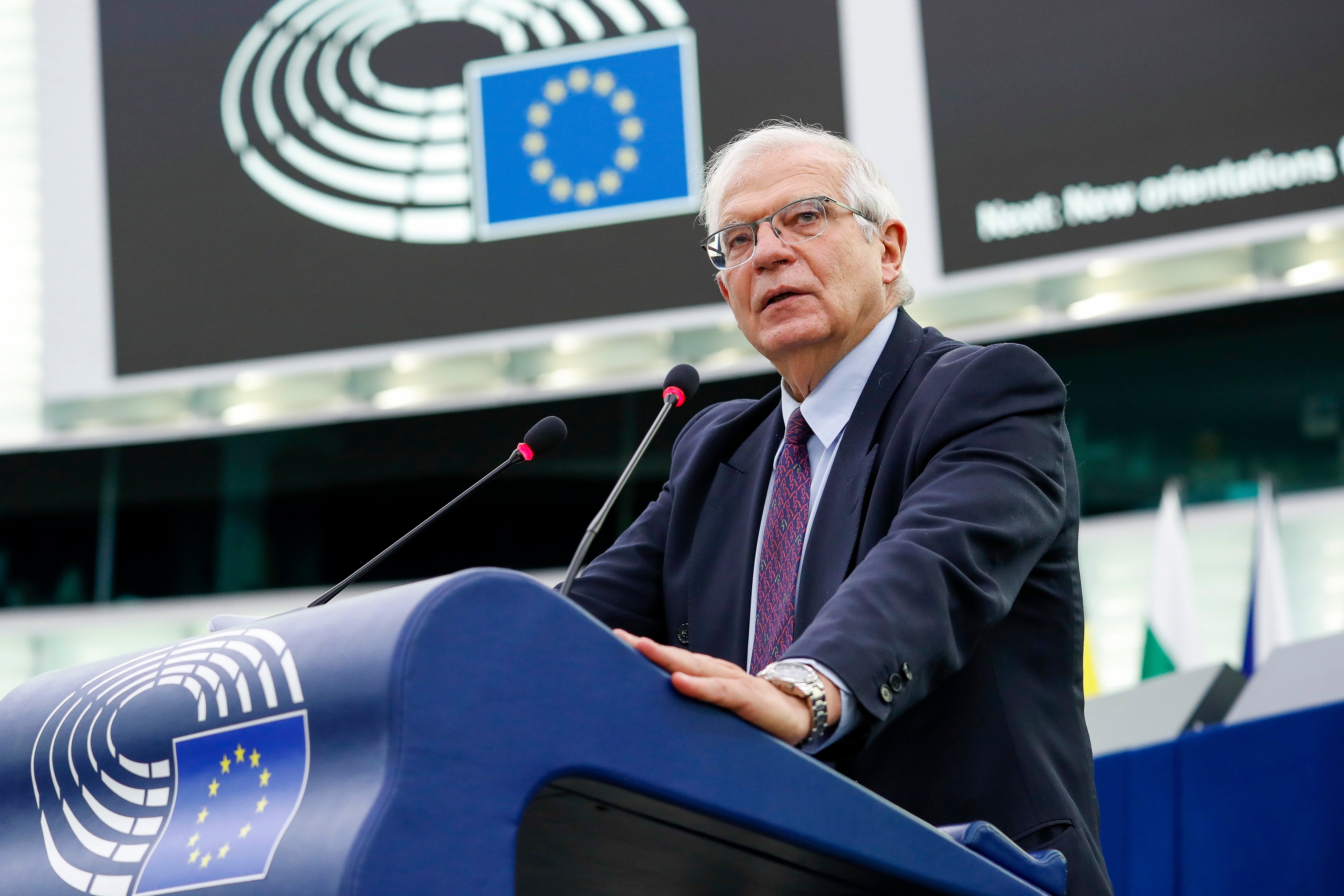 Josep Borrell pidió que la presencia de fuerzas internacionales no socave la independencia de Kazajistán (EFE)