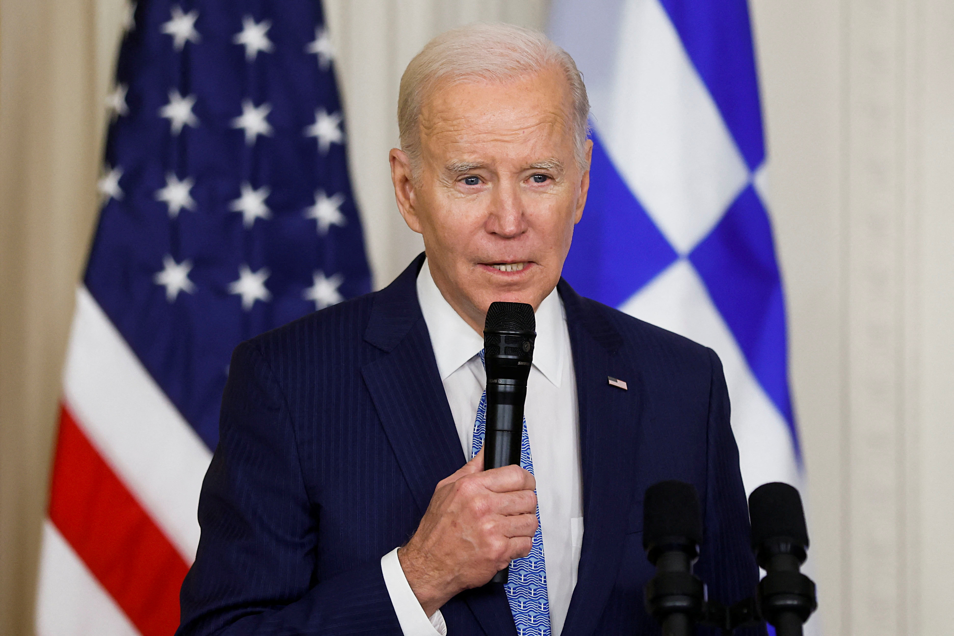 Joe Biden exigió a Rusia que libere al periodista estadounidense detenido: “Déjenlo ir”