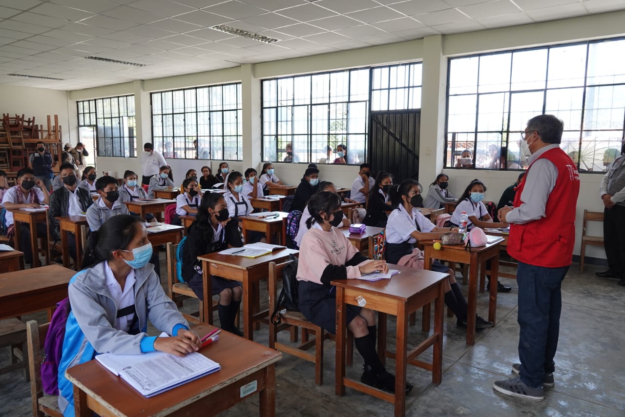 Ministro de Educación se pronuncia tras violación de once escolares en Huánuco
