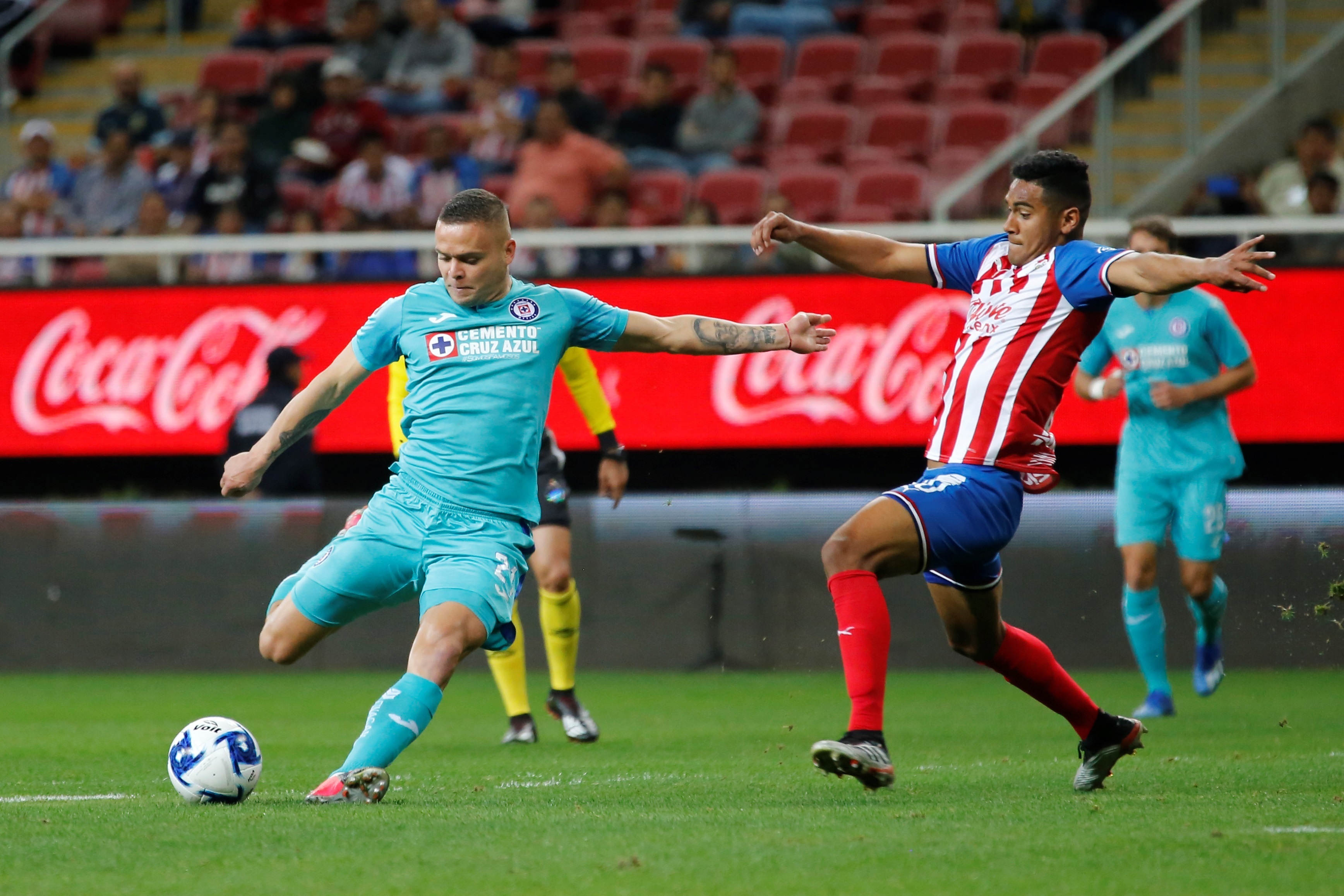 Gilberto “Tiba” Sepúlveda opinó que es mejor evitar acciones que puedan traer consecuencias adversas (Foto: Francisco Guasco/ EFE)