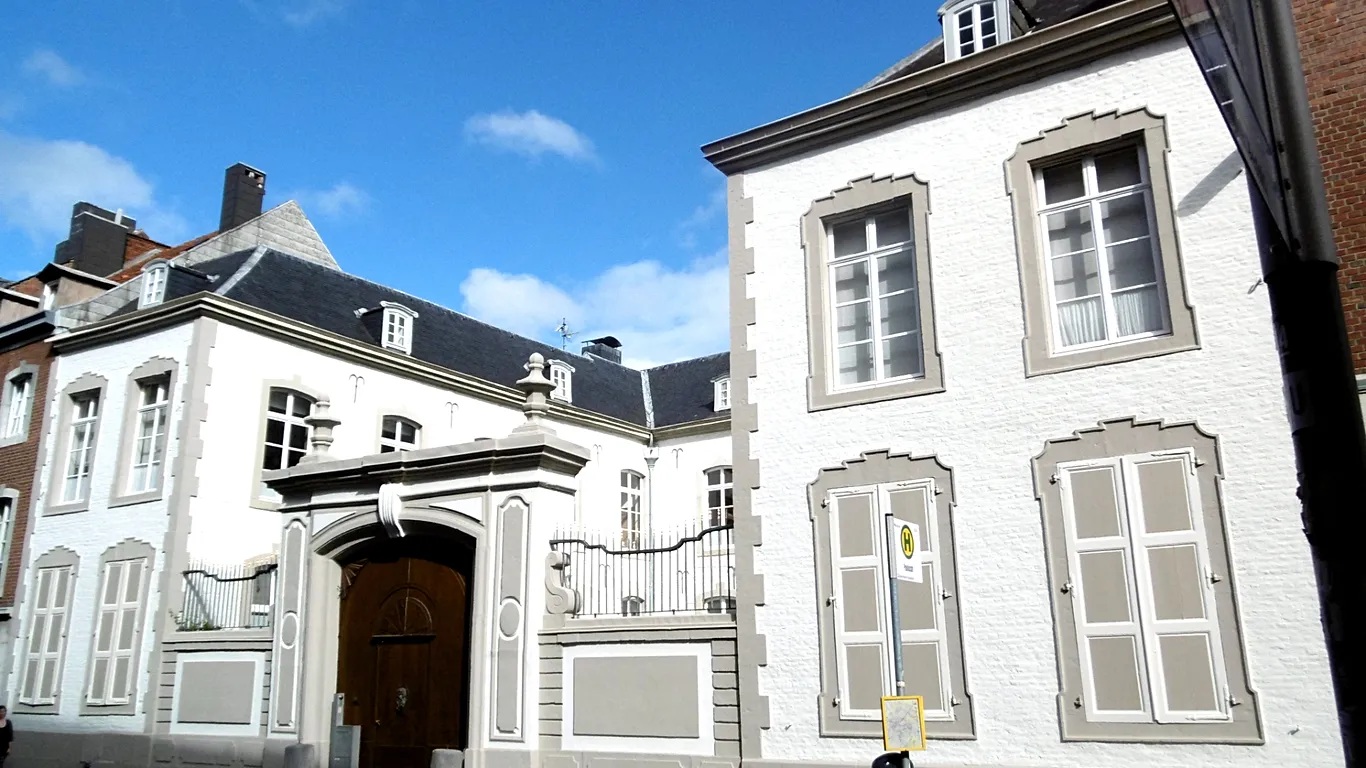 La villa alemana donde Napole&oacute;n Bonaparte se hosped&oacute; en 1804 sale a la venta y con precio secreto