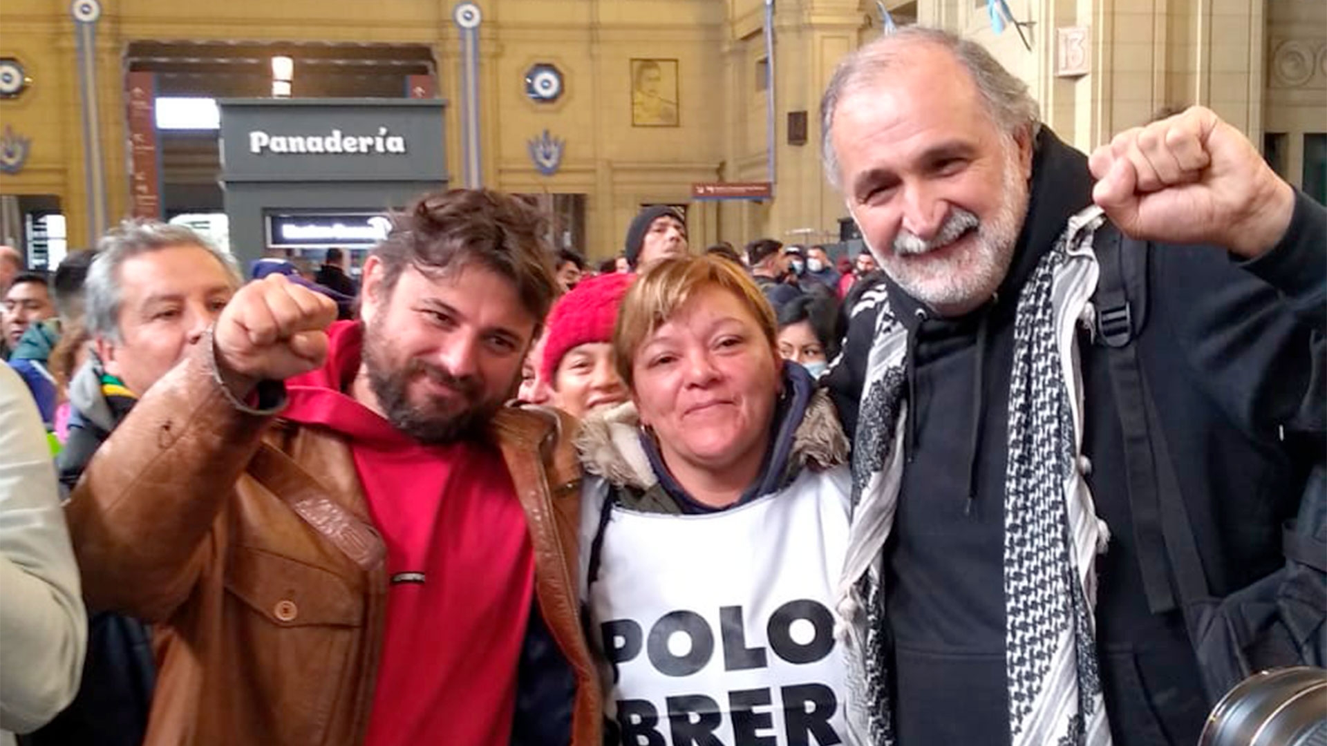Ayer Eduardo Belliboni, del Polo Obrero, participó de una asamblea liderada por Juan Grabois en la Estación Constitución 