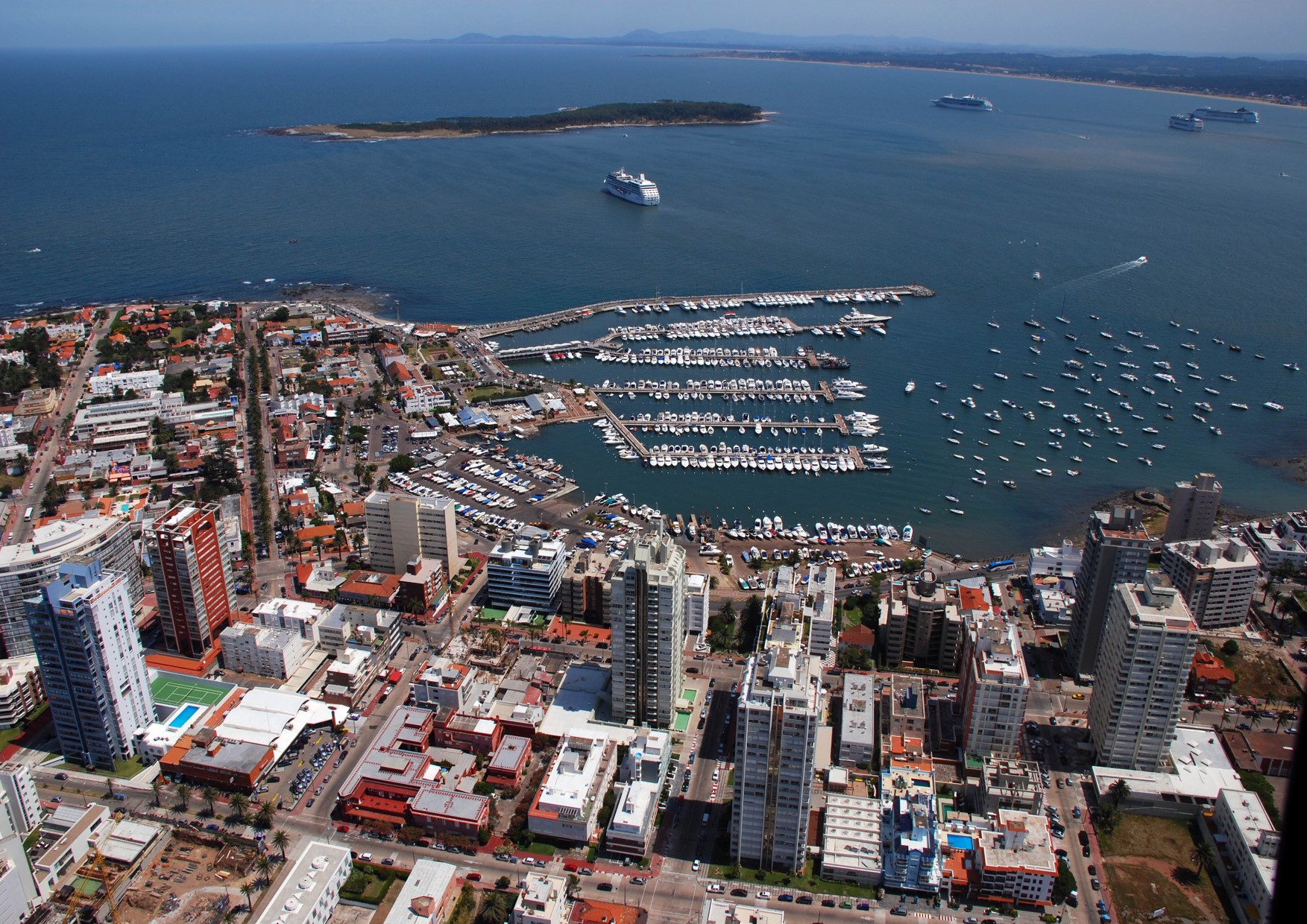 Punta del Este, y el mar que ya no duerme