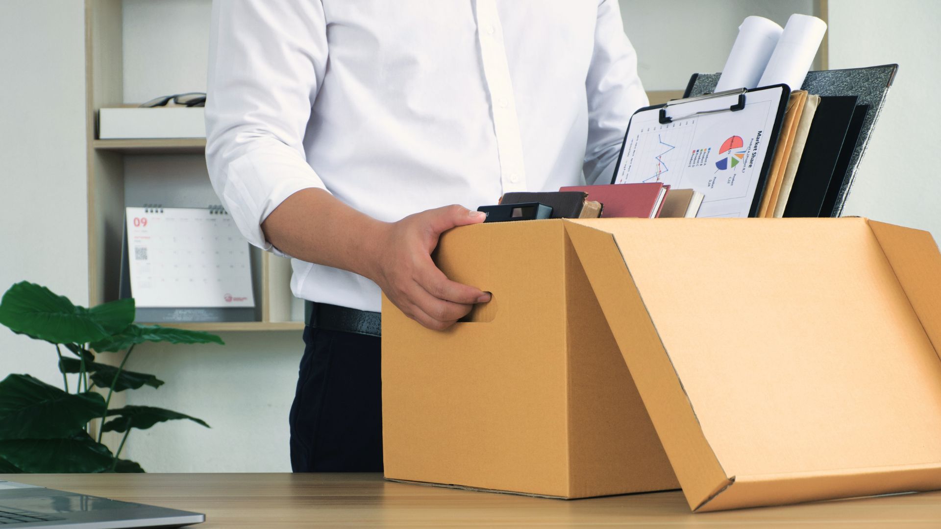 Según la UBA, desde la llegada de Milei se perdieron 241.000 empleos formales privados y el salario mínimo cayó 40,5 por ciento