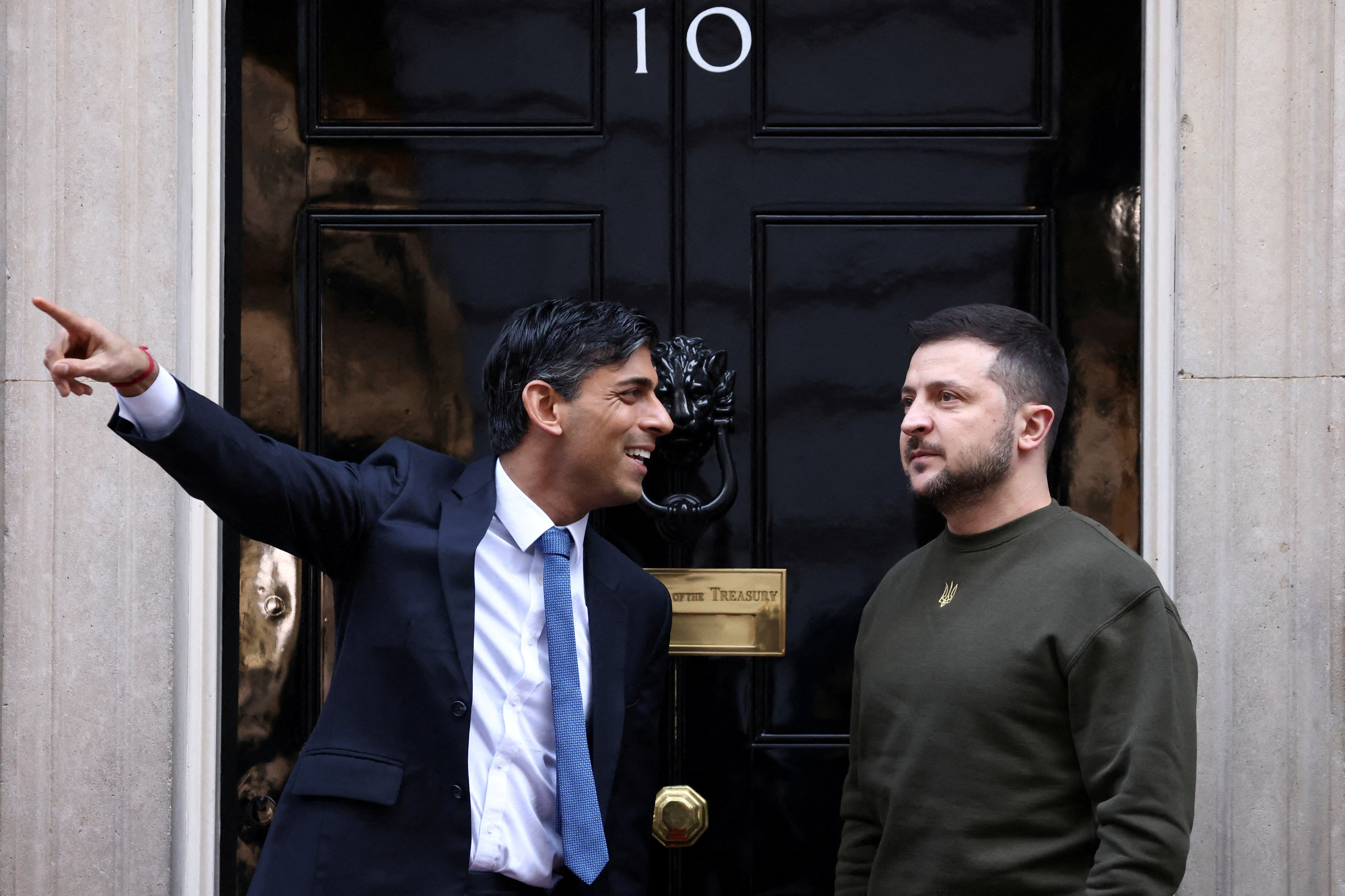 Zelensky y Sunak frente a Downing Street (REUTERS/Henry Nicholls)