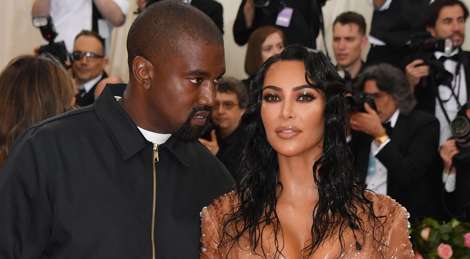 Kim Kardashian y Kanye West se separaron en febrero del año pasado pero todavía no firmaron el divorcio (AFP)