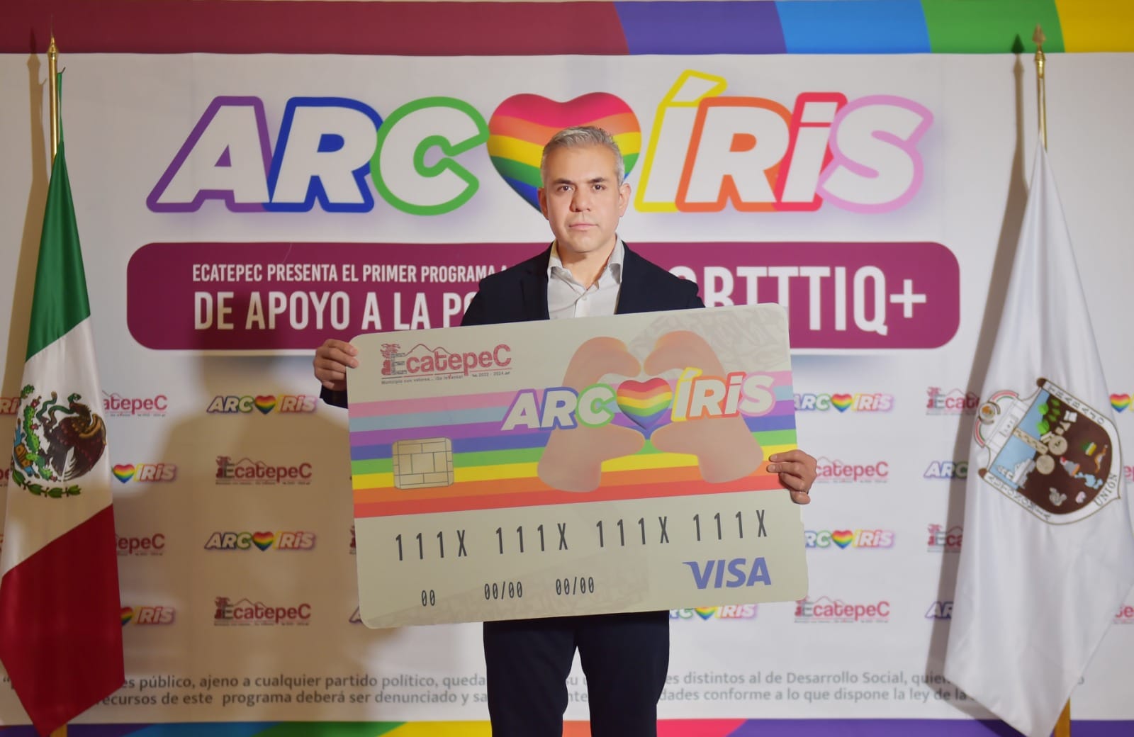 El alcalde de Ecatepec, Fernando Vilchis informó que entregará 10 mil pesos a miembros de la comunidad LGTB+ a través de la tarjeta Arcoiris Imagen: Fernando Vilchis