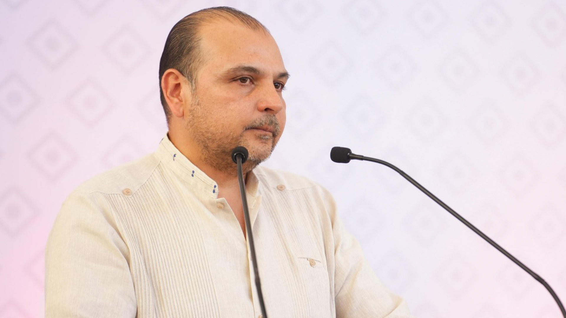 Cuál será el salario y grado de estudios de Joel Vázquez Herrera, nuevo  director general del INAH - Infobae