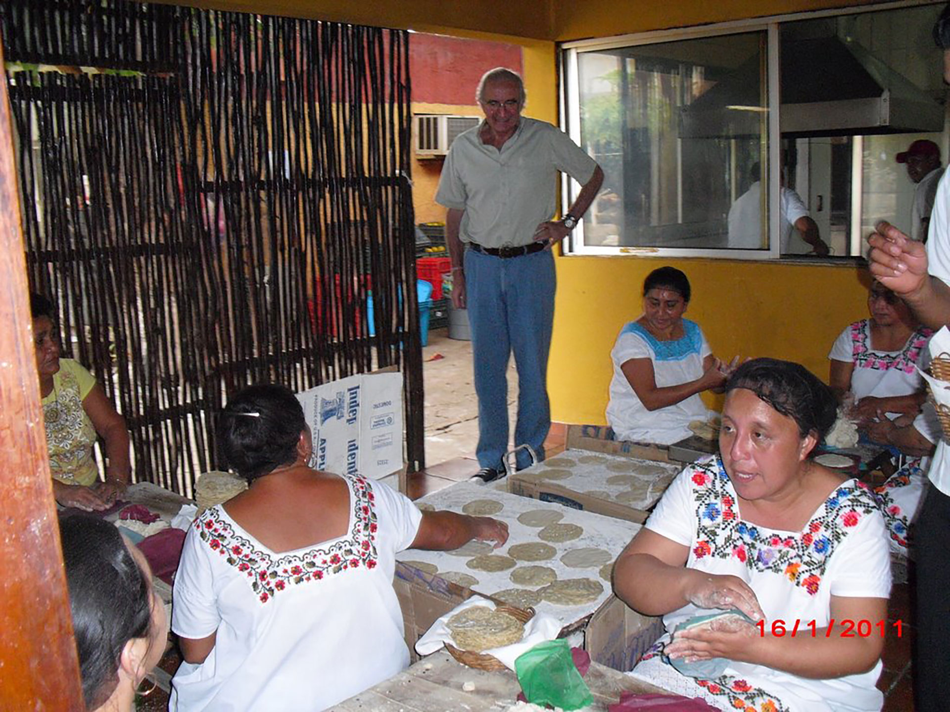 La observación de las tradiciones nutricionales de la población de embarazadas en Guatemala fue fundamental para que el doctor Belizán descubriera la asociación entre ingesta de calcio y preeclampsia