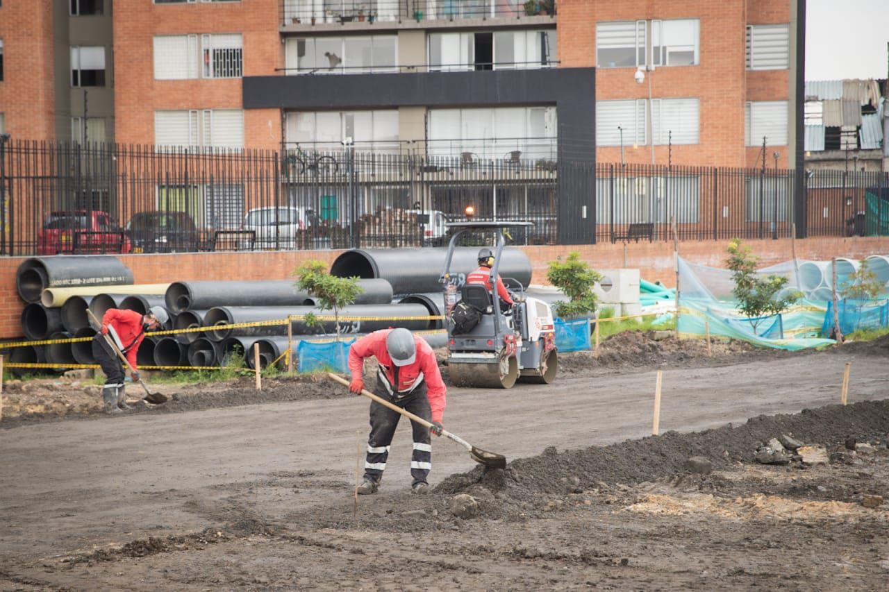 Pese a temporada de lluvias, las obras en avenida 68 de Bogotá avanzan satisfactoriamente