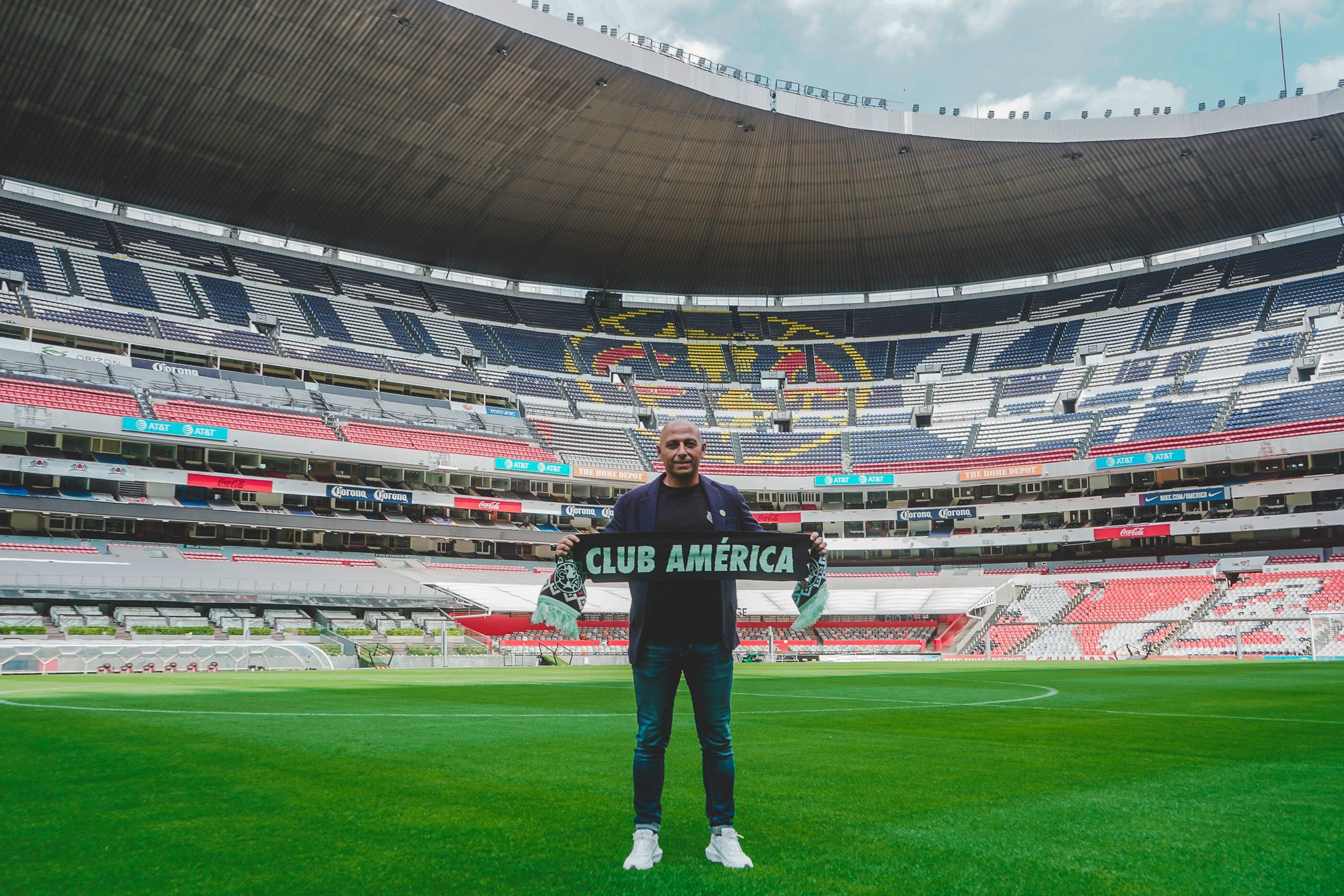 América femenil anunció a su nuevo director técnico para el Apertura 2022;  ha sido multicampeón en España - Infobae