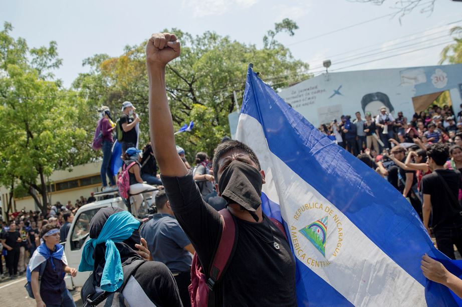 Los estudiantes universitarios detonaron las multitudinarias protestas contra el régimen de Daniel Ortega que se dieron en 2018 (Foto EFE)