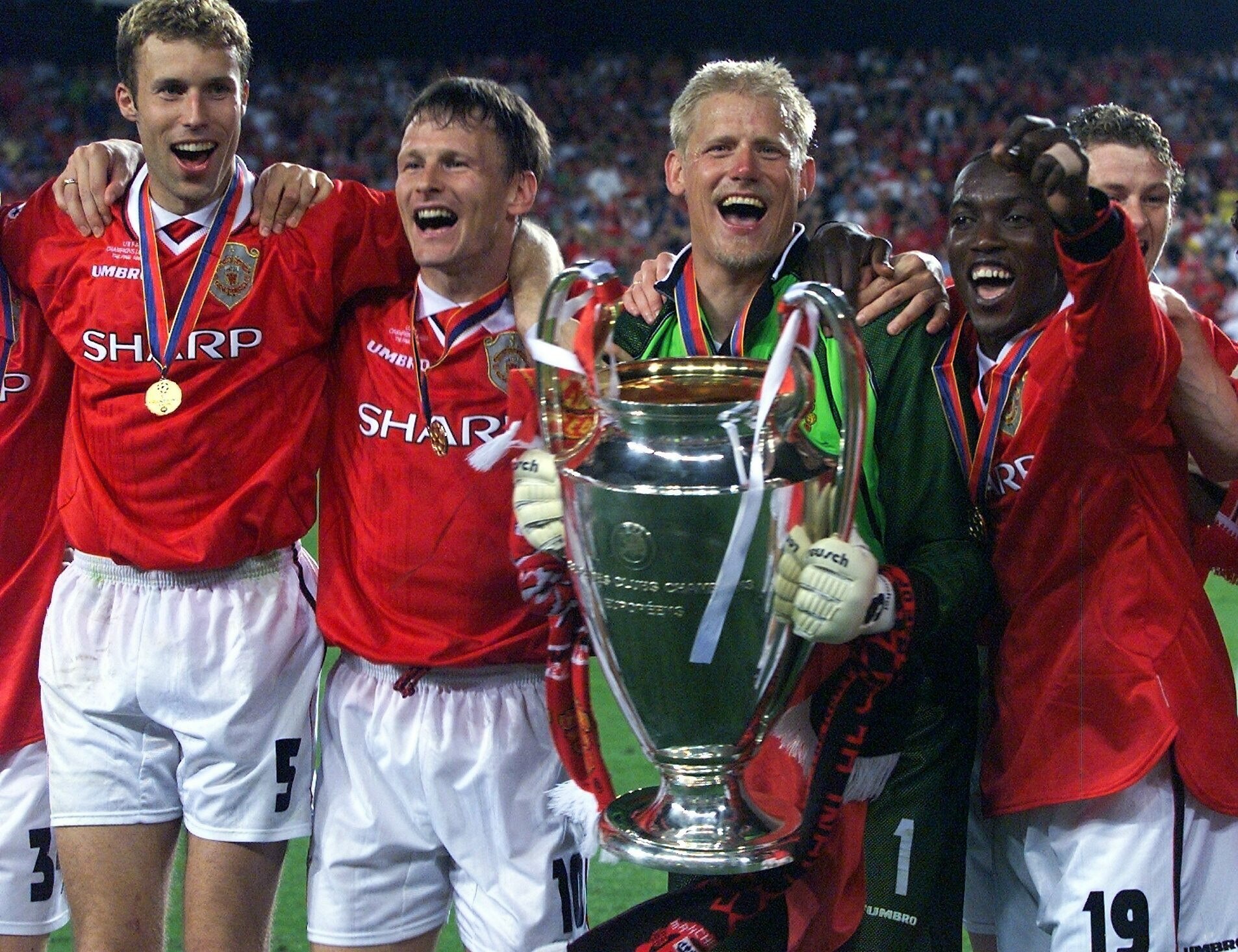 Giggs recuerda la final del 99 Foto