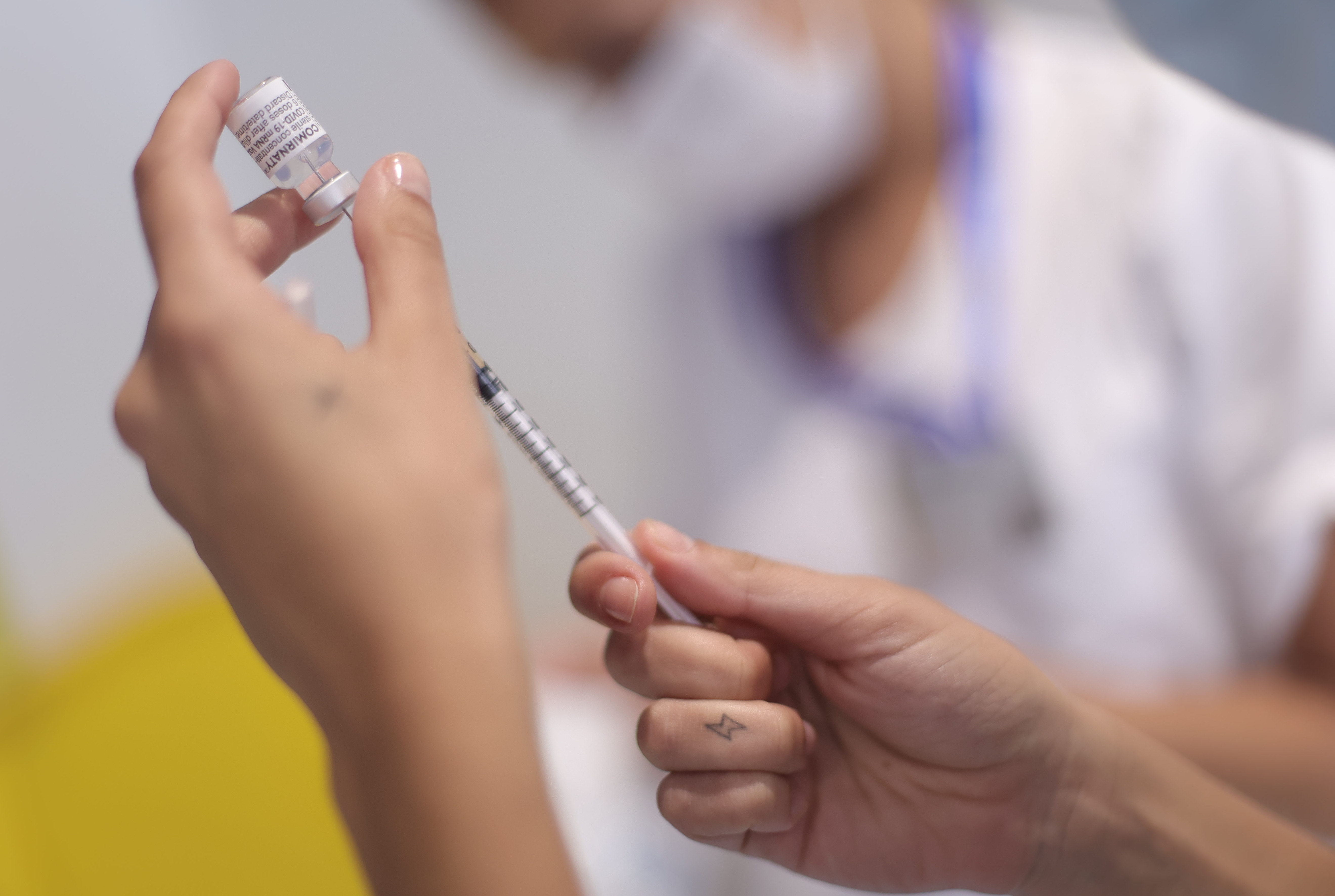 Las nuevas dosis le permitirán al Gobierno avanzar con la campaña de vacunación contra el COVID-19 (Eduardo Parra - Europa Press)