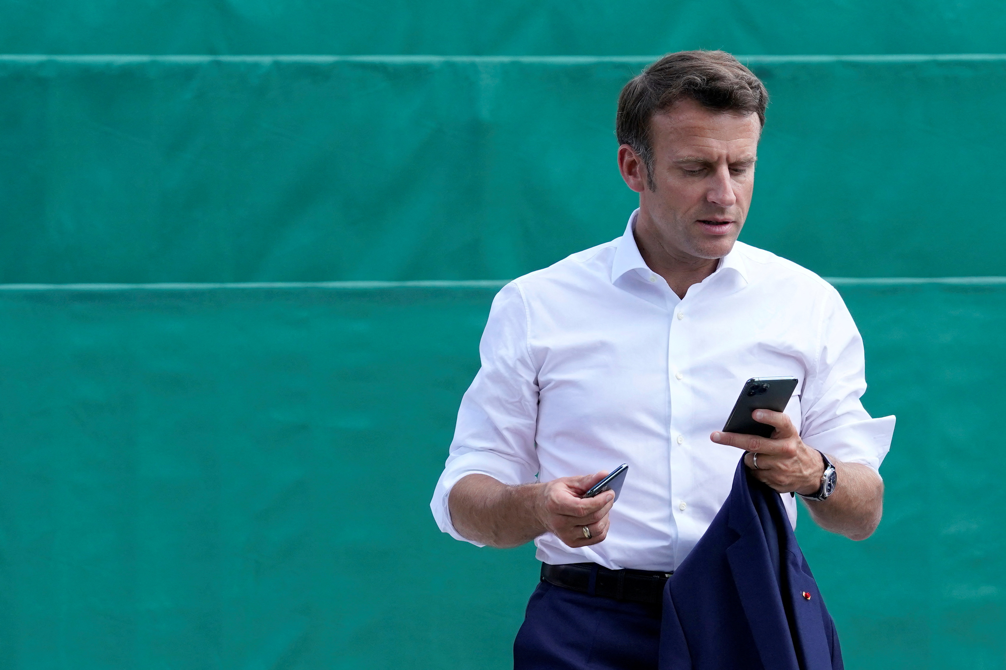 El presidente francés, Emmanuel Macron, mencionó recientemente que tuvo un intercambio con el chatbot de OpenAI (Susan Walsh via REUTERS)