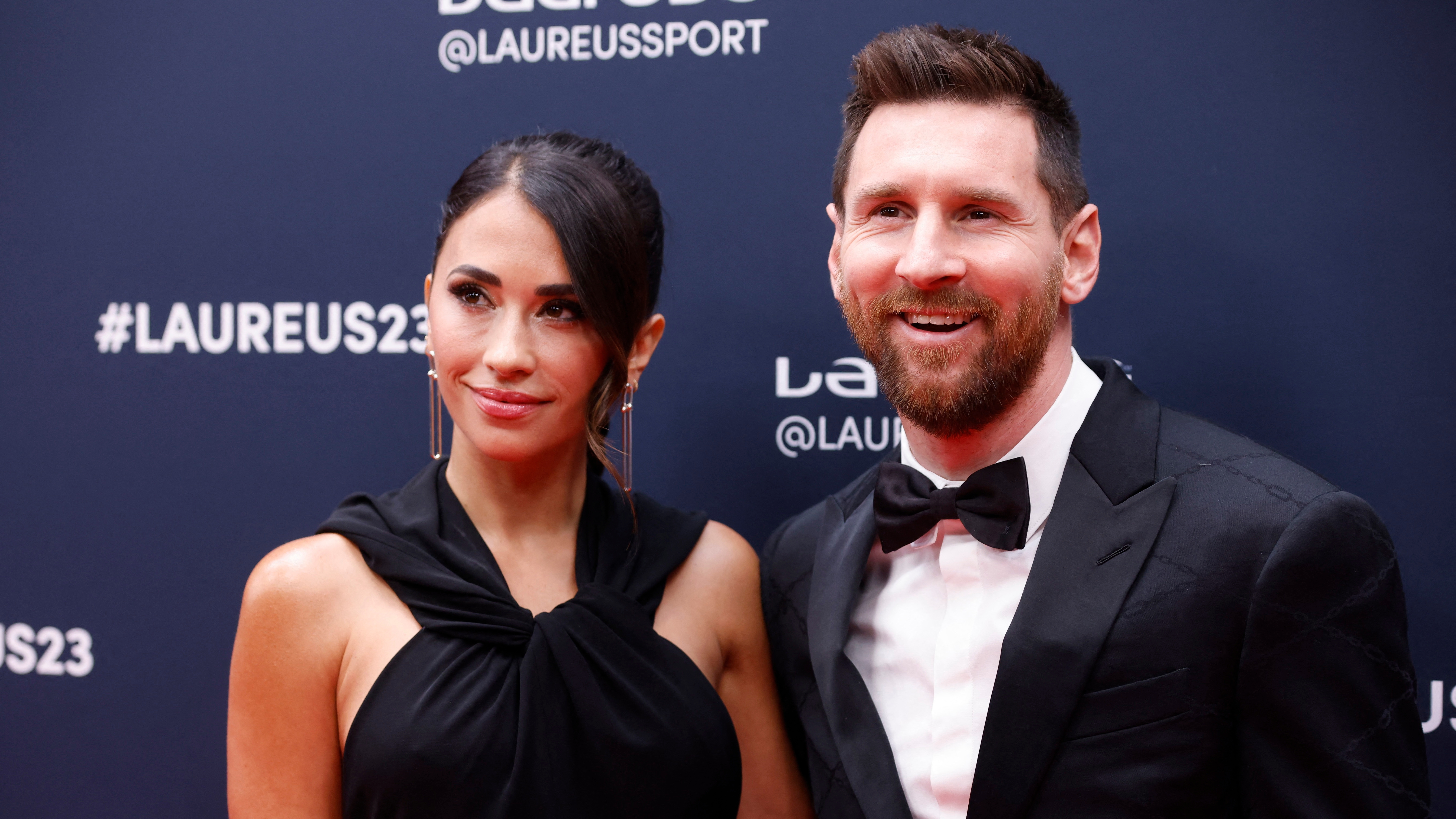 Laureus World Sports Awards - Hotel d’Evreux, Paris, France - May 8, 2023  Footballer Lionel Messi poses with partner Antonela Roccuzzo ahead of the award ceremony REUTERS/Johanna Geron