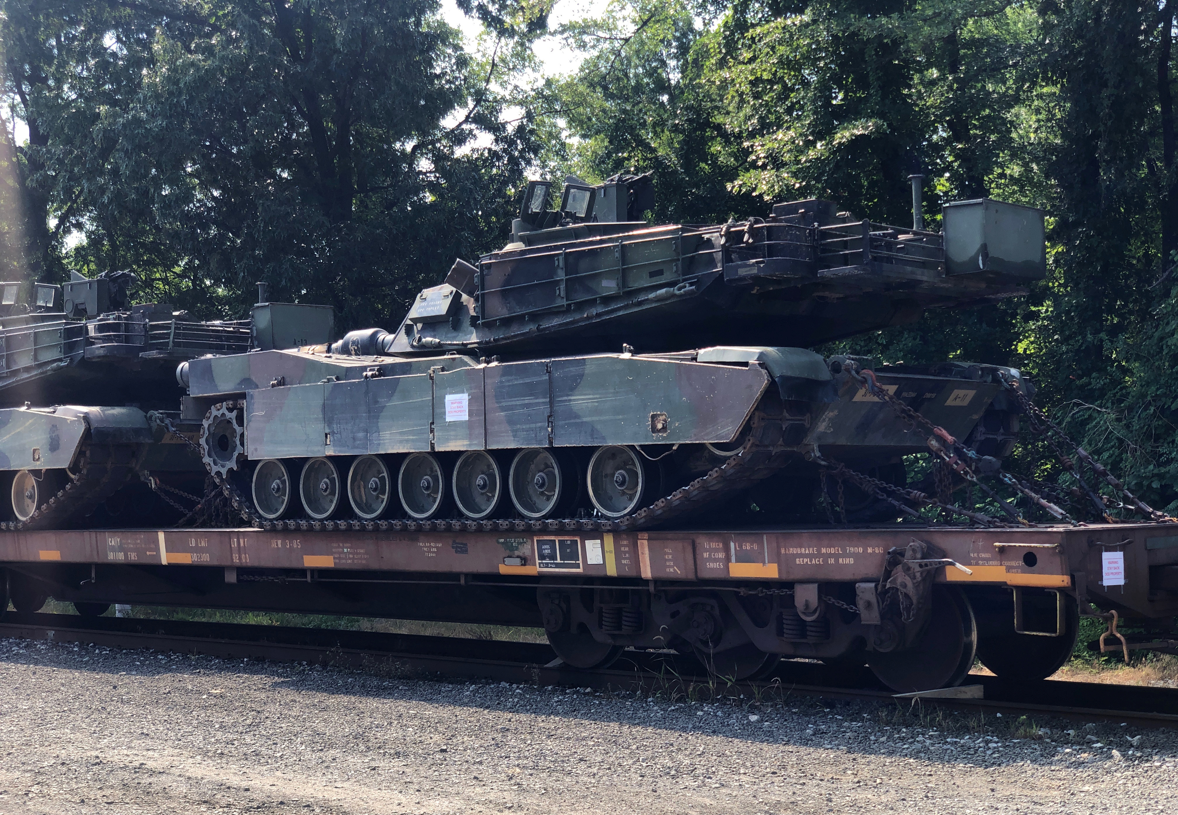 El Gobierno de Estados Unidos baraja la posibilidad de enviar a Ucrania una importante cantidad de tanques Abrams M1 como parte de un acuerdo con Alemania para que desbloquee la entrega de sus Leopard 2. (REUTERS)