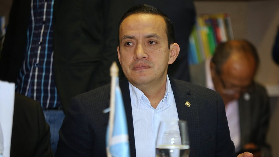 Fiscalía investiga al gobernador de Santander por presunto favorecimiento a Richard Aguilar