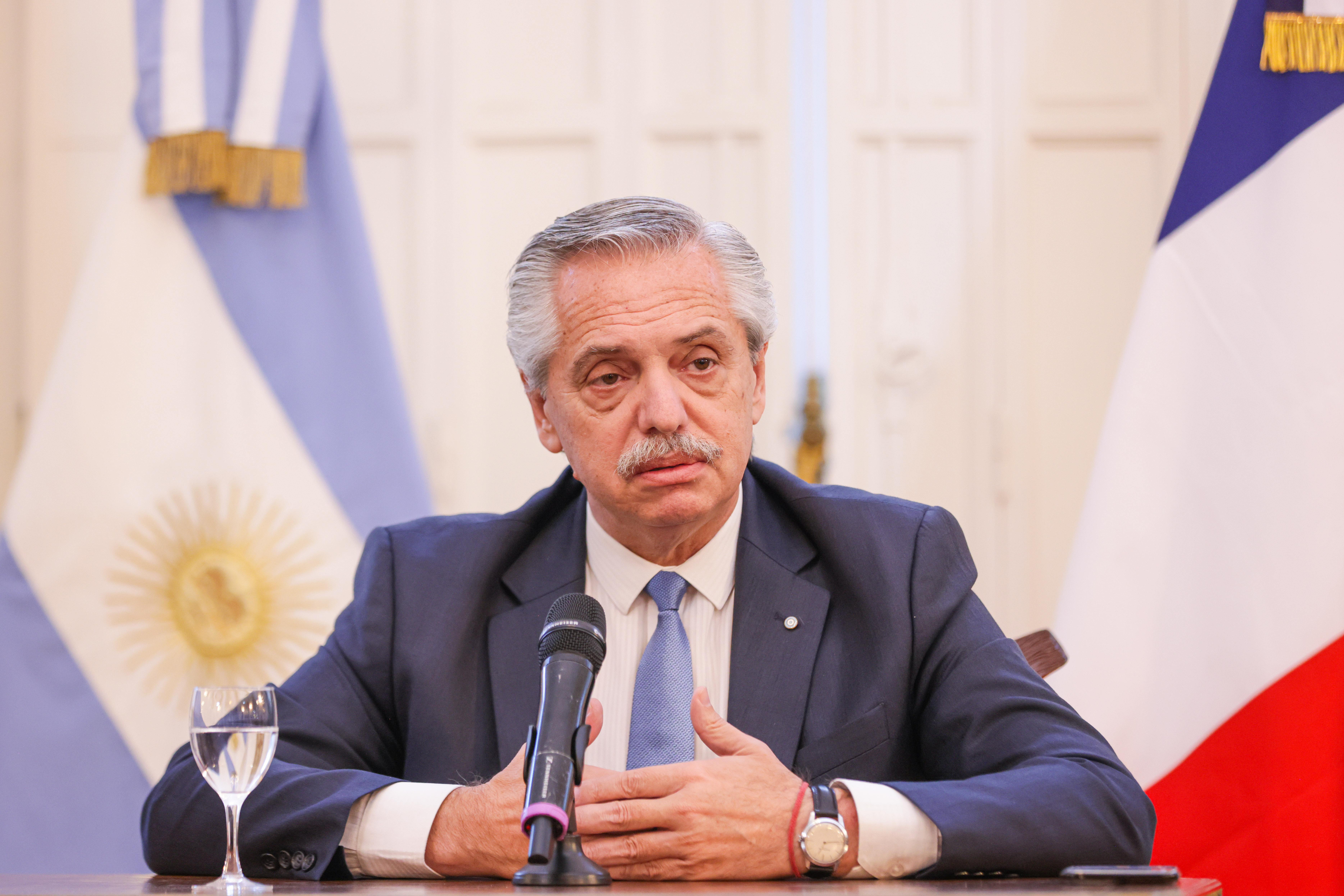 Alberto Fernández: “Argentina tiene que destinar sus recursos a cosas más importantes que la compra de aviones militares”