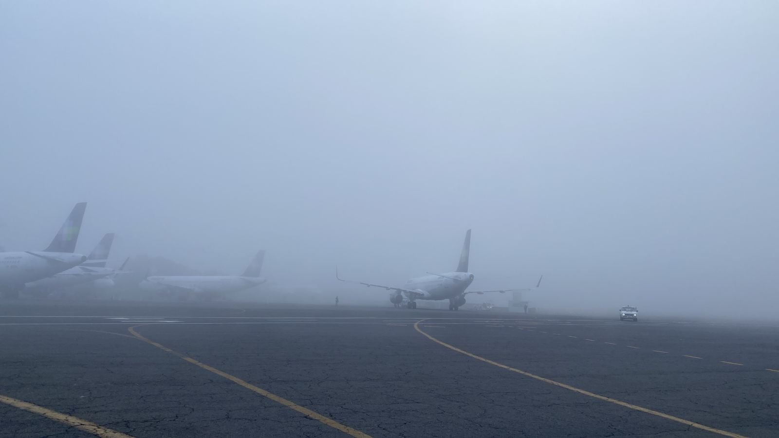 Vuelos del AICM presentaron retrasos tras la presencia de un banco de niebla