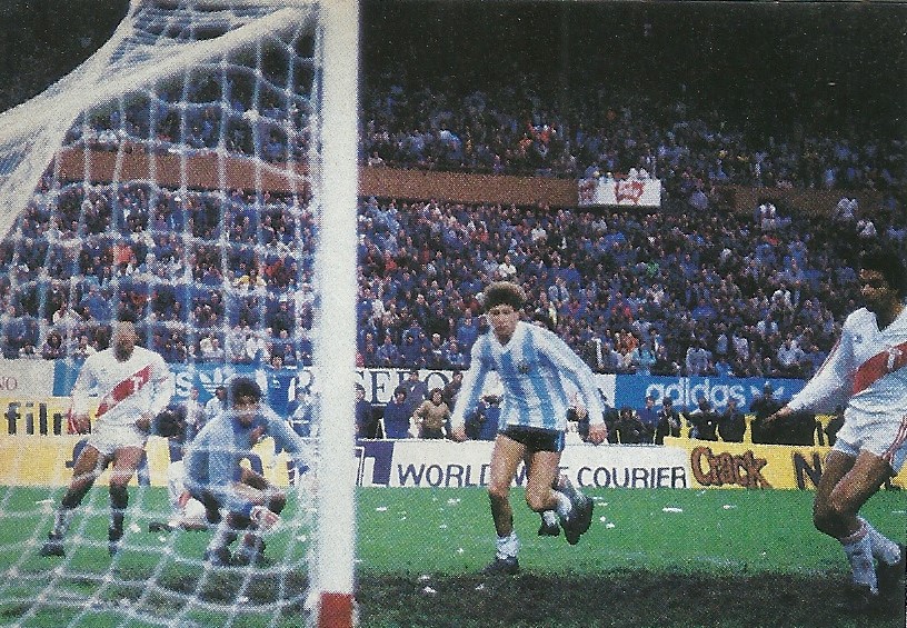 A 35 años de la angustiante clasificación de Argentina a México 86: de los silbidos y la crítica feroz a la gloria