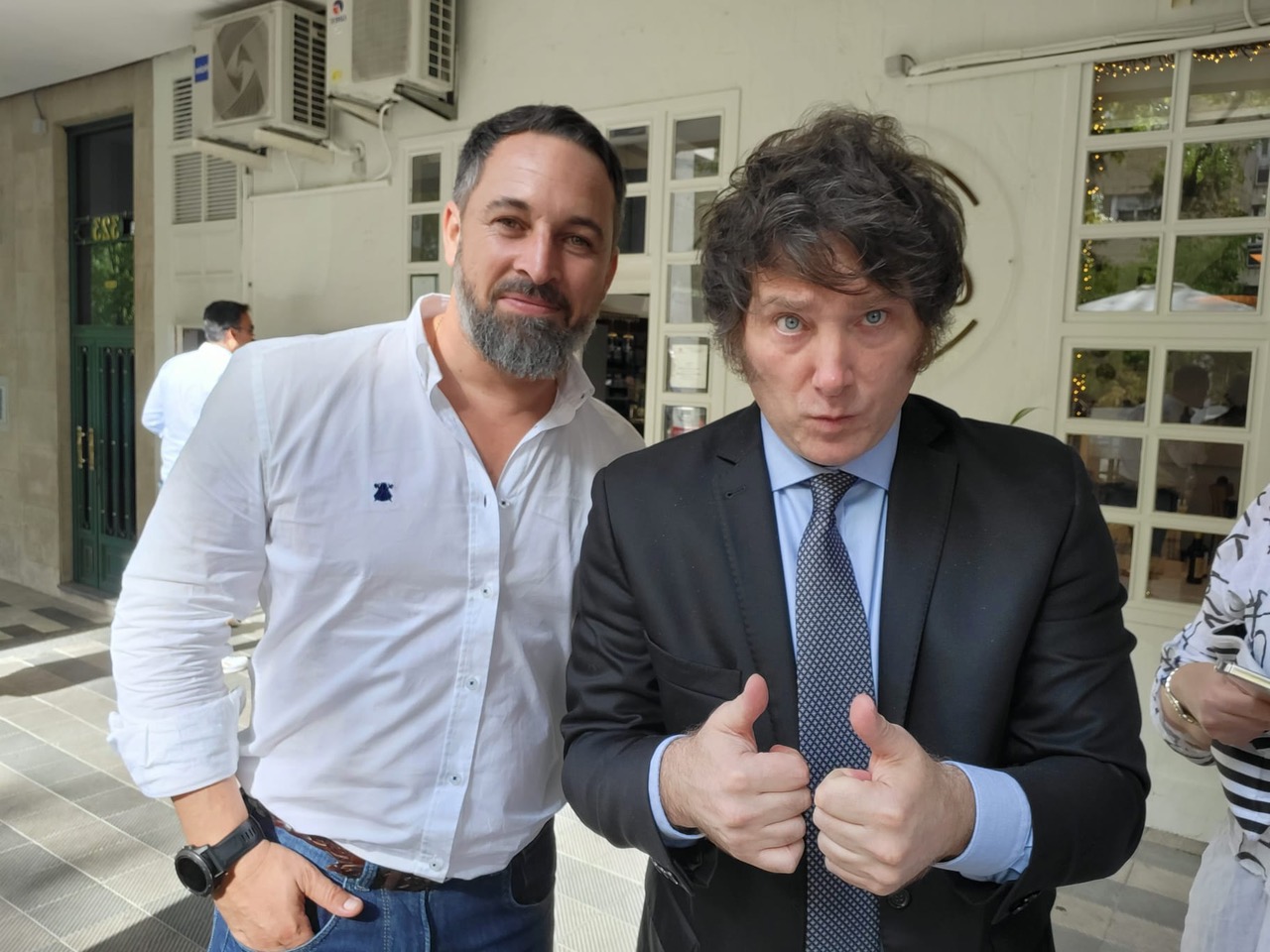Milei con el líder de Vox, Santiago Abascal.