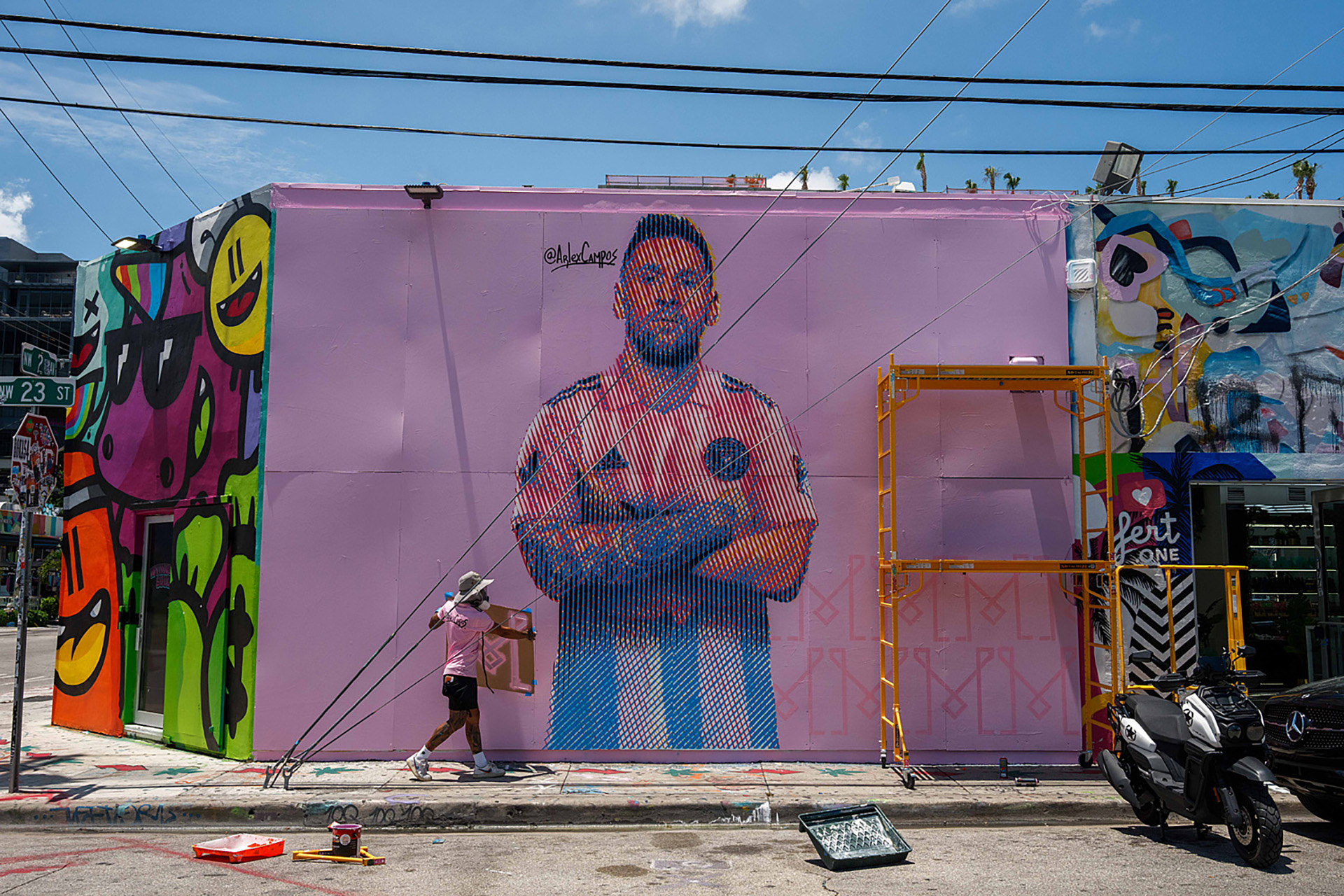 El arte urbano se rinde ante Lionel Messi en Miami (Twitter/@agrayphoto)
