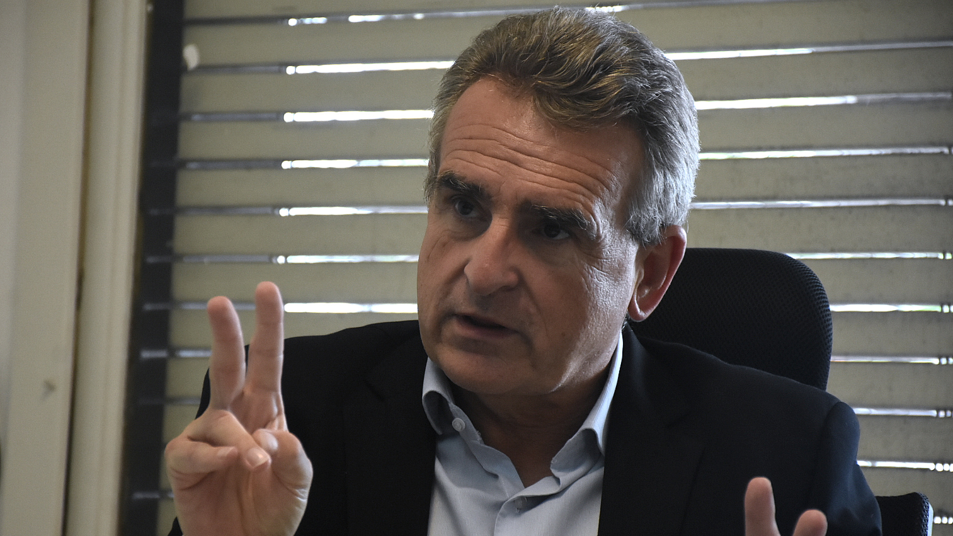Rossi pidió dejar atrás las discusiones internas y acordar un puñado de políticas públicas para sacar adelante la gestión